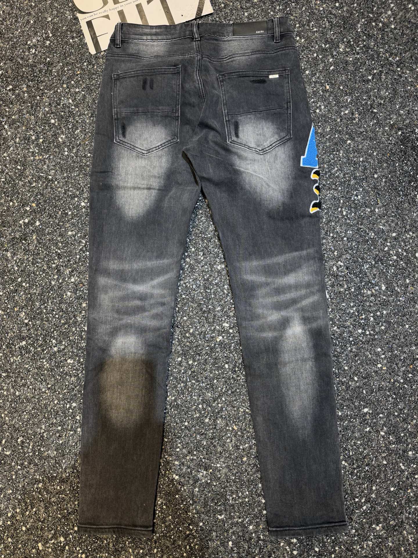 110_Amiri Jeans