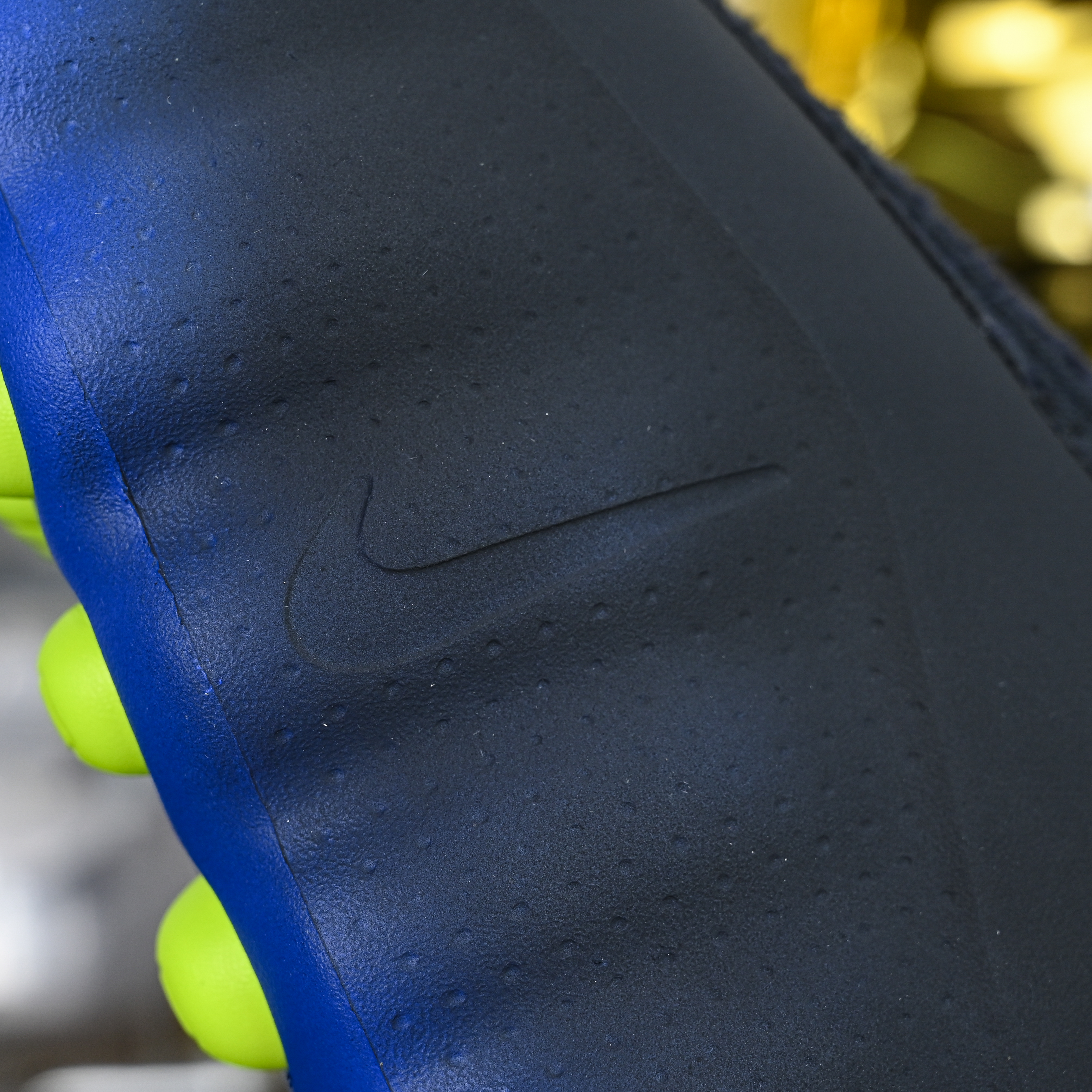 Nike MIND 001 FK QS ‘Hyper Royal Volt’ IR2175-400