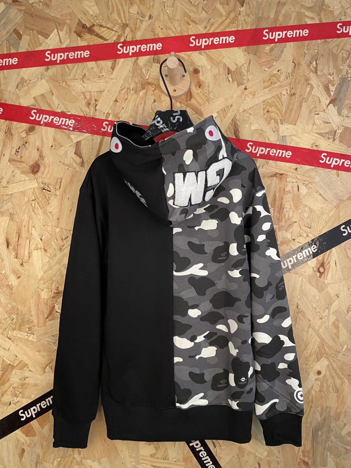 84_Bape Hoodie