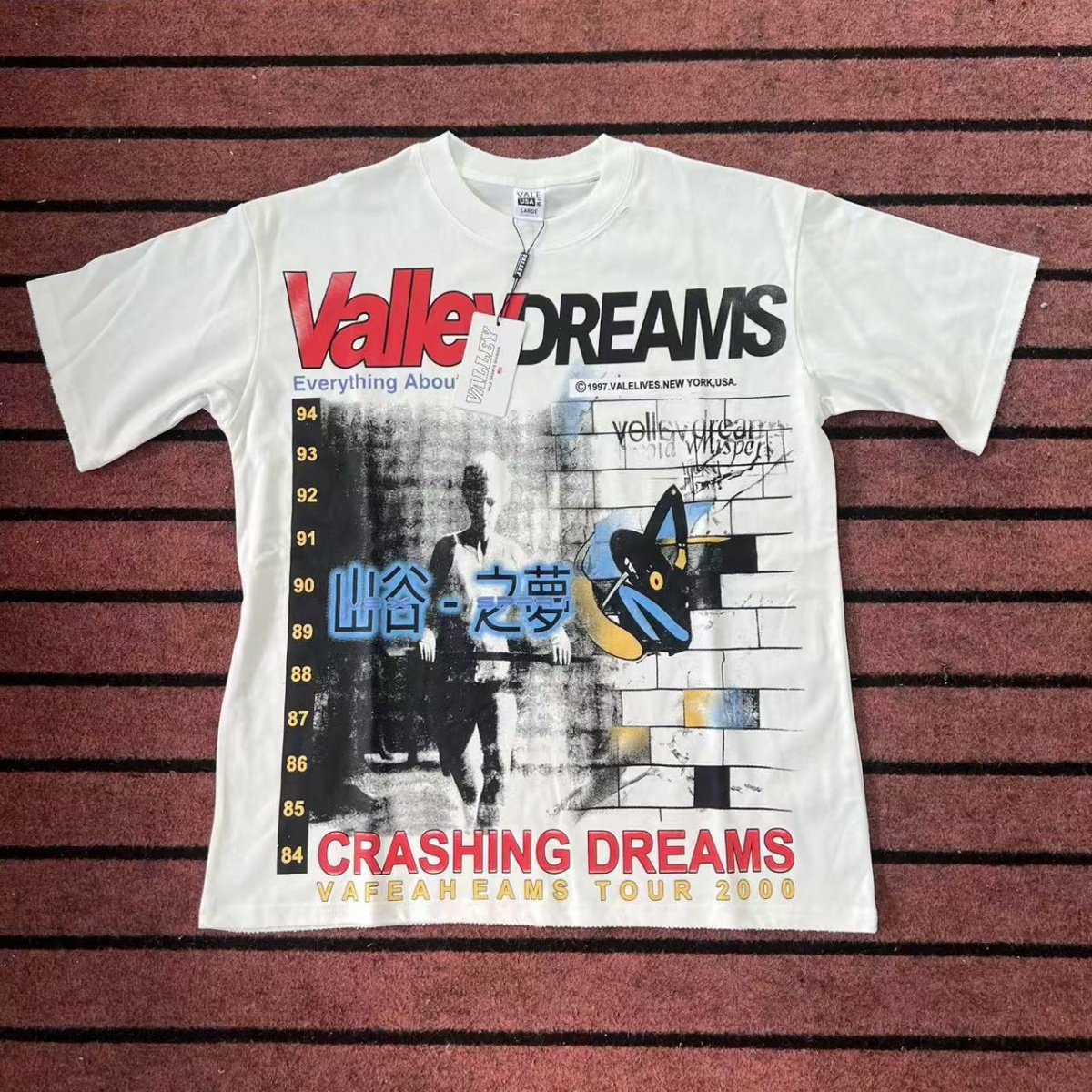 103_Valley Dream T-shirt