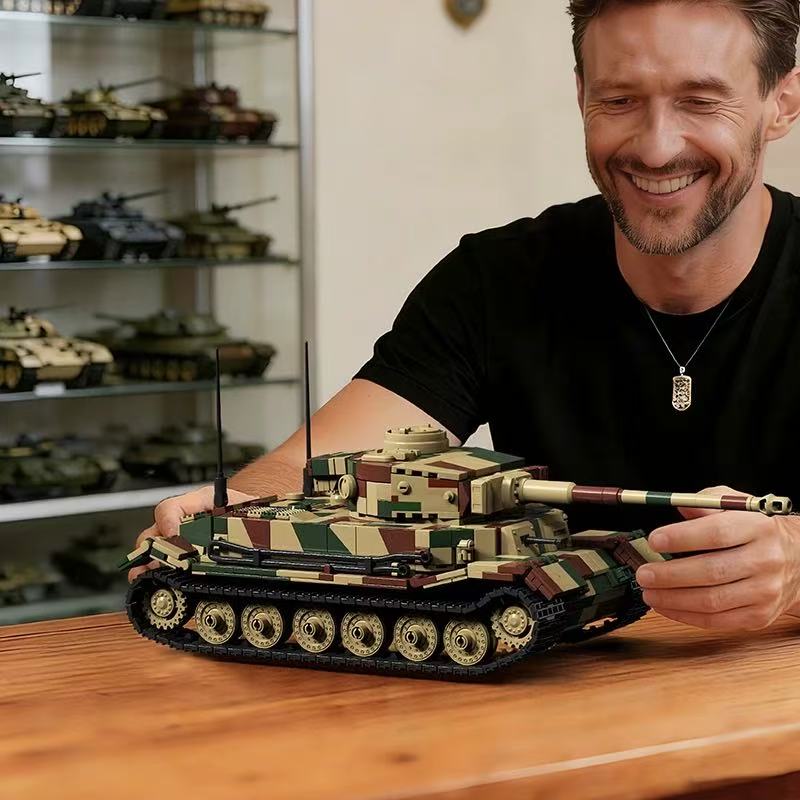 12GO 97029 World War II German Porsche Tiger tank (P) - YWOBB