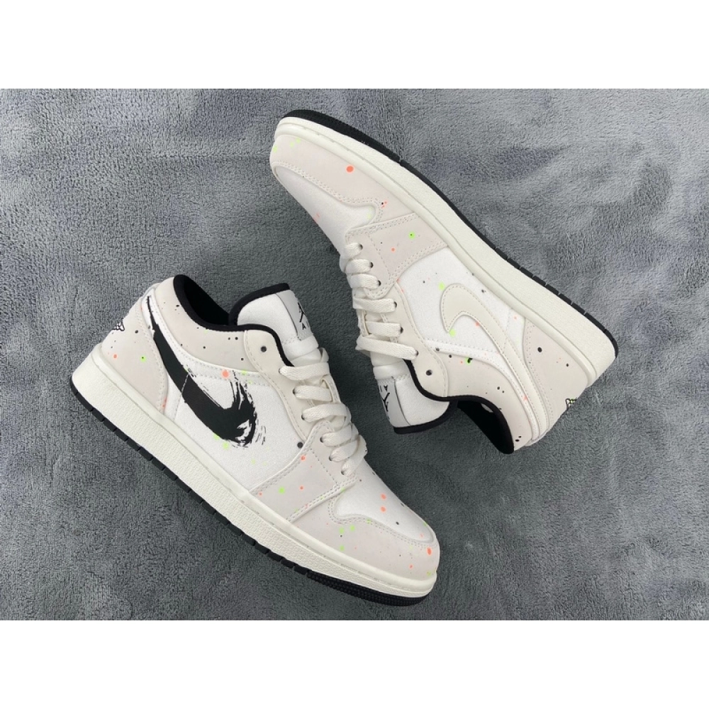 2_Air Jordan 1 Low Shoes