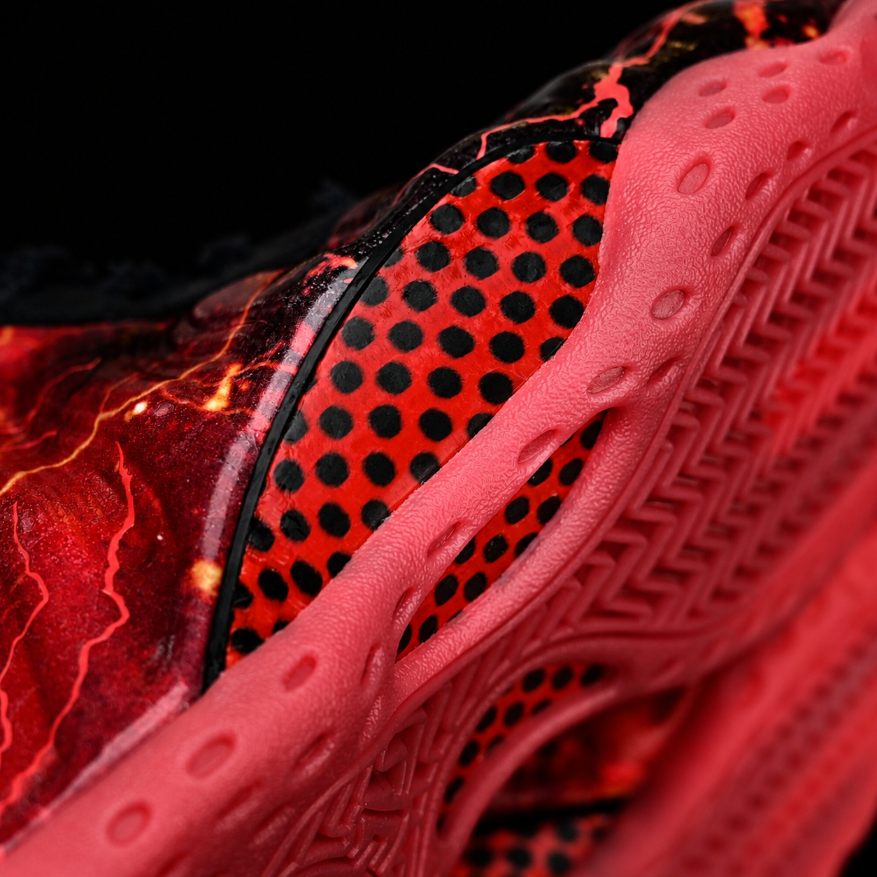 Nike Air Foamposite One Premium x Stranger Things Mind Flayer IR7336-001