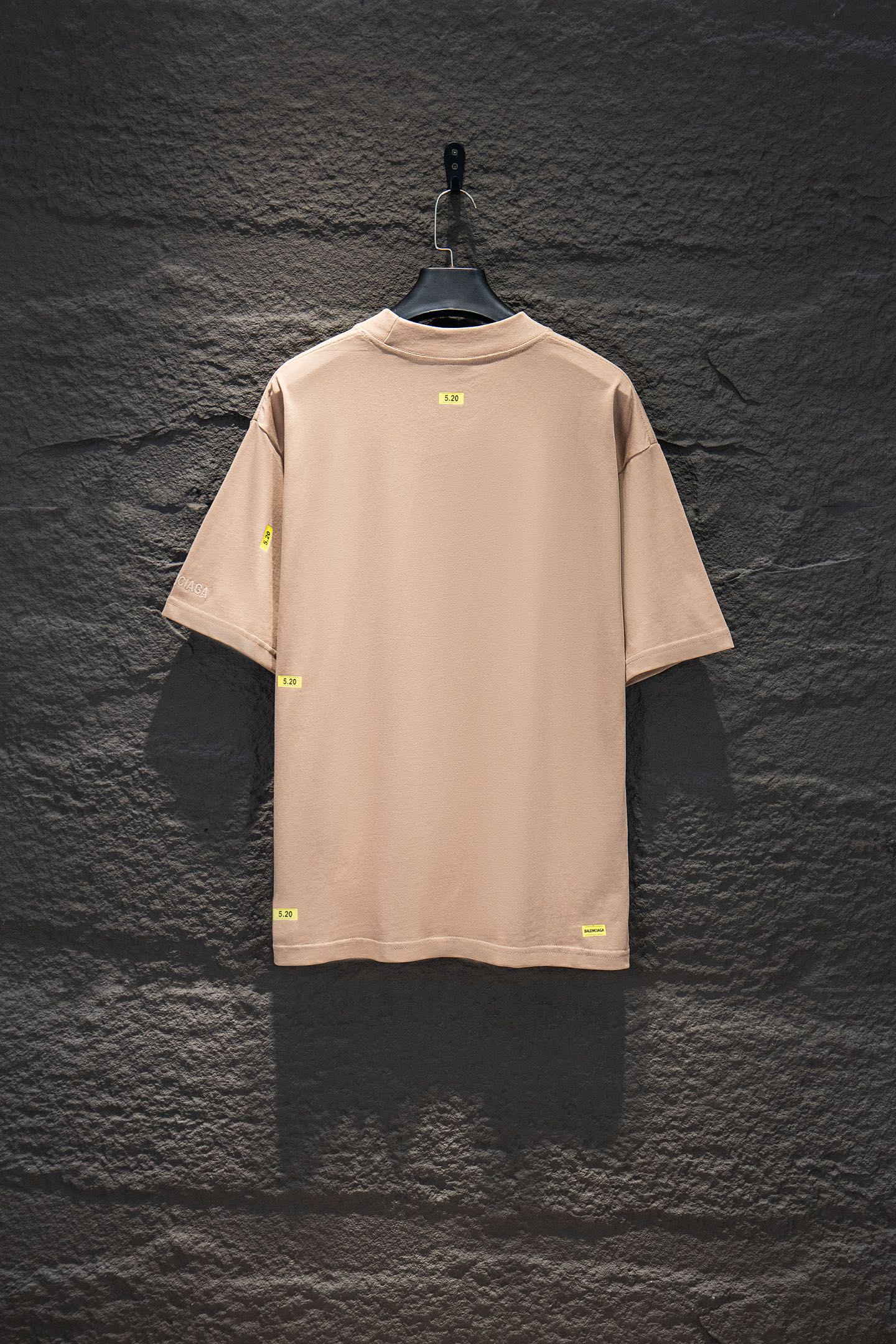 24_Balenciaga T-shirt