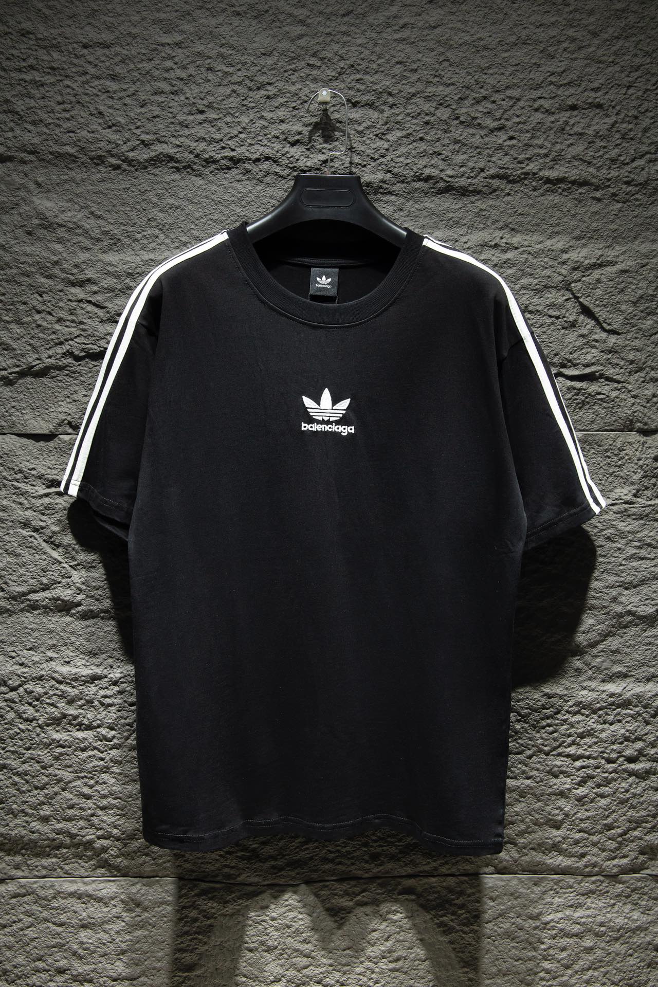 29_Balenciaga T-shirt