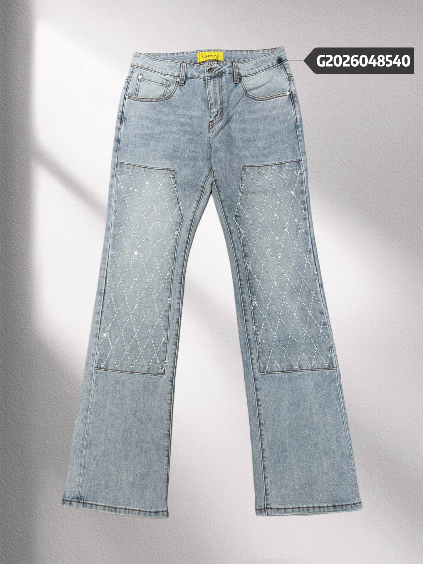 37_Guapi  Jeans