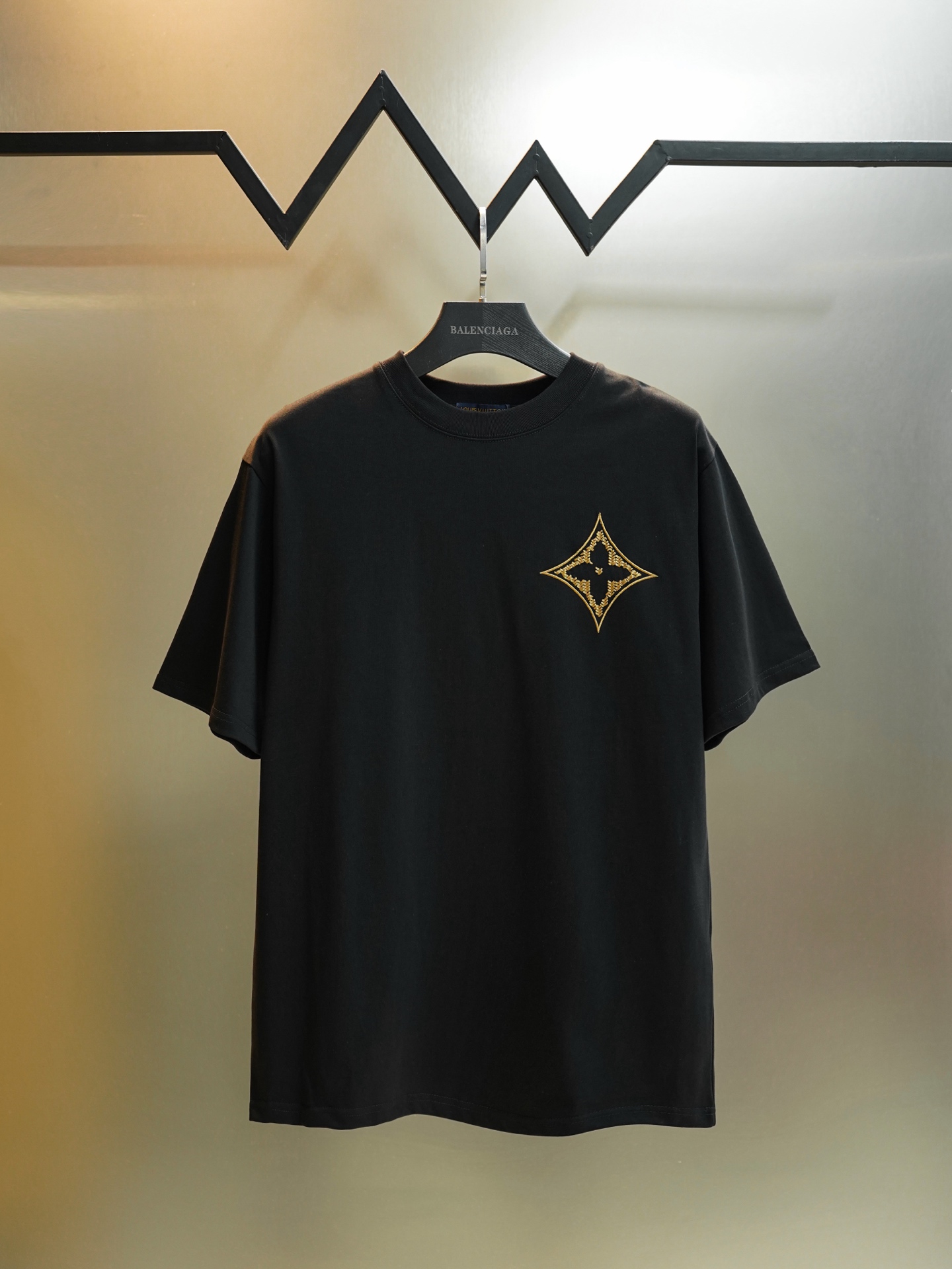 66_Louis Vuitton T-shirt