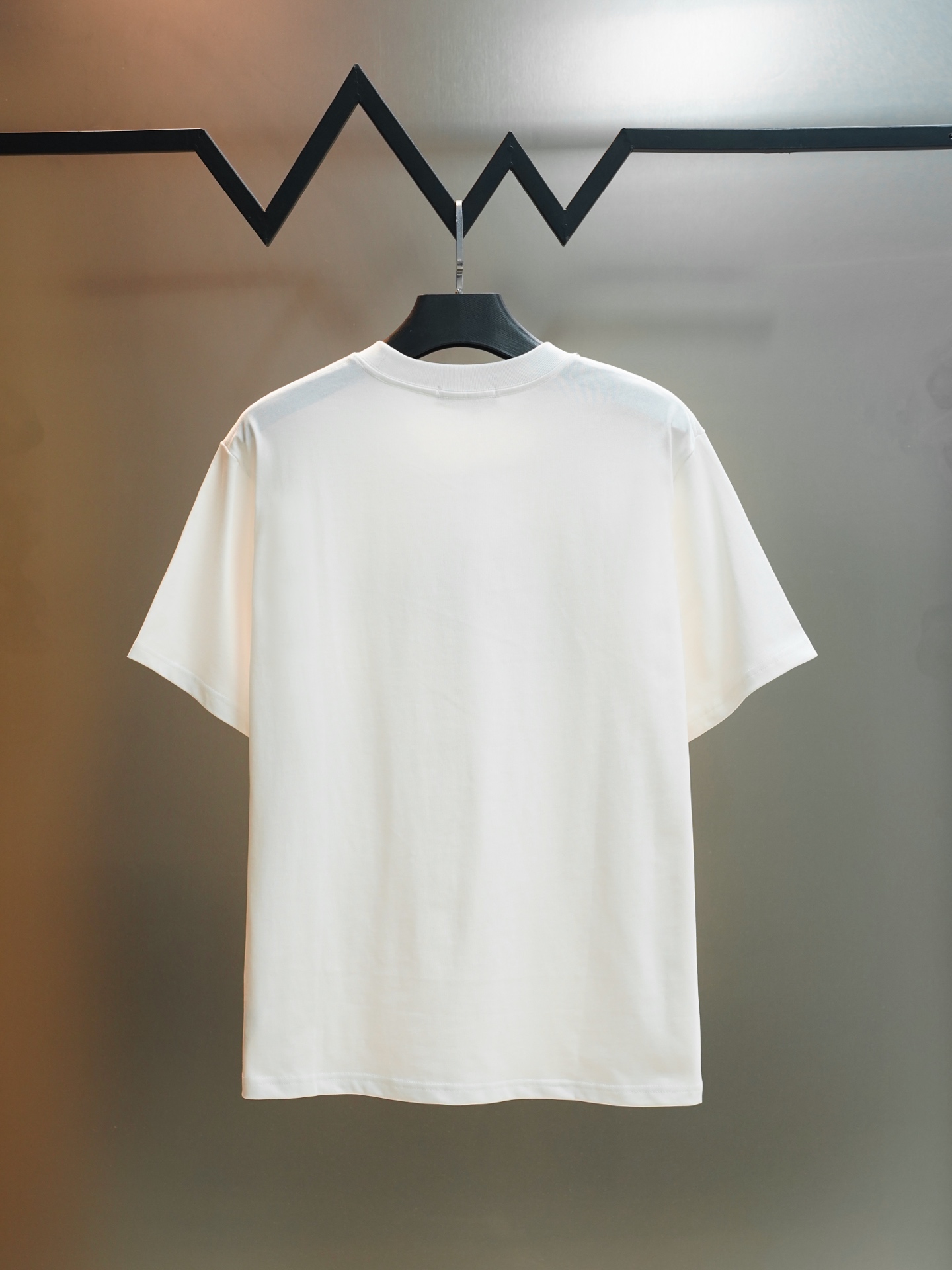 80_Louis Vuitton T-shirt
