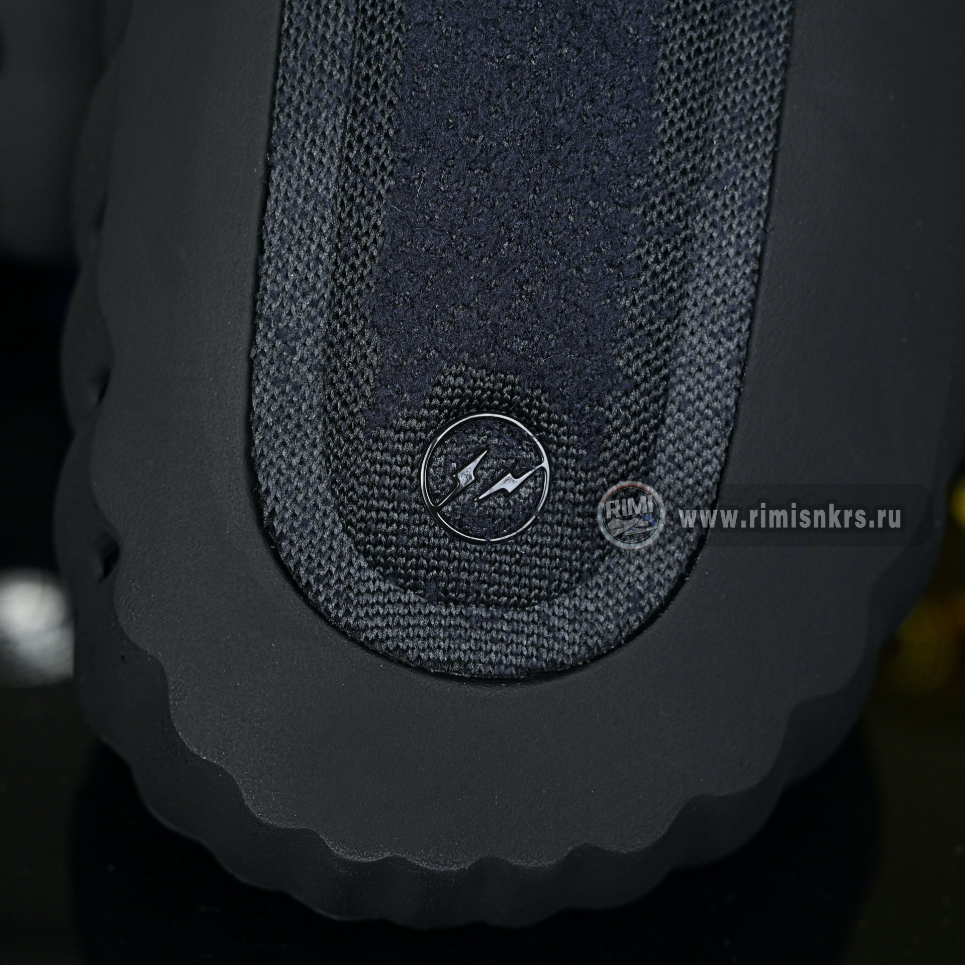 Nike x Fragment Design Mind 001  IQ8502-001