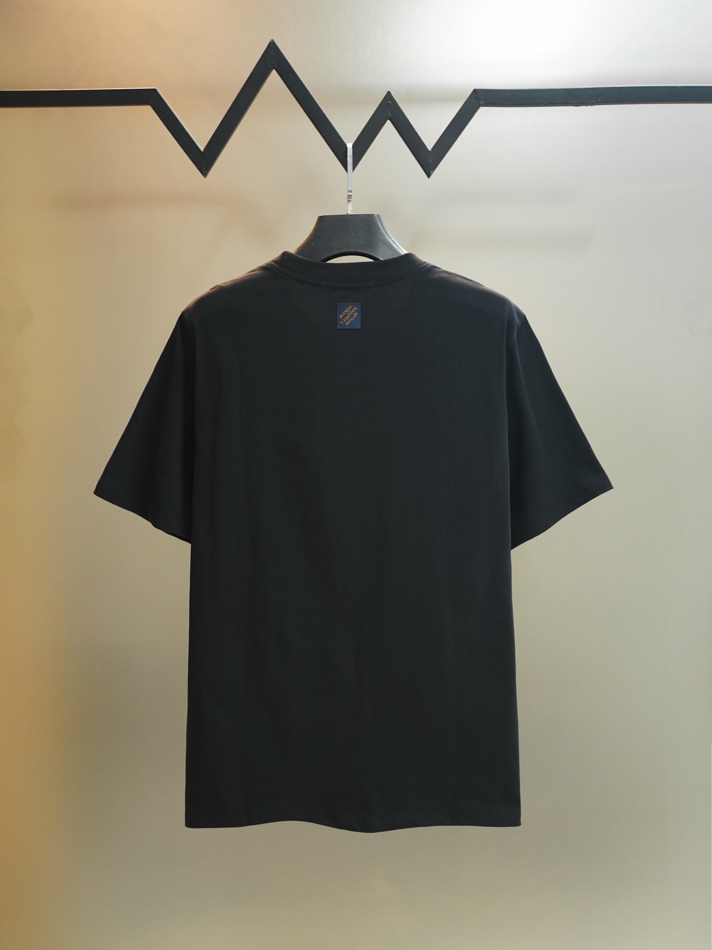 81_Louis Vuitton T-shirt