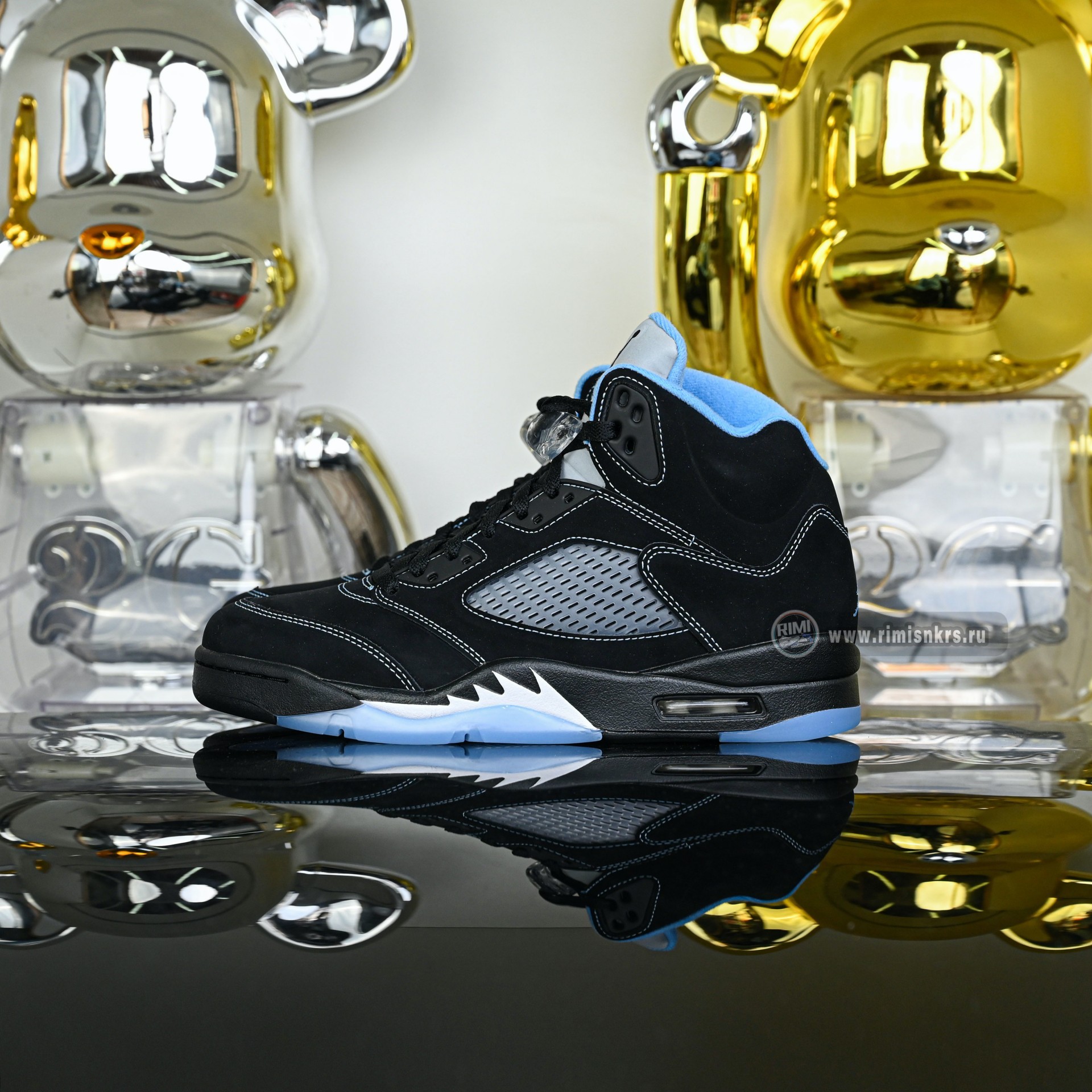AIR JORDAN 5  BLACK/UNC  RETURNS  JUNE 2O  DD0587-008
