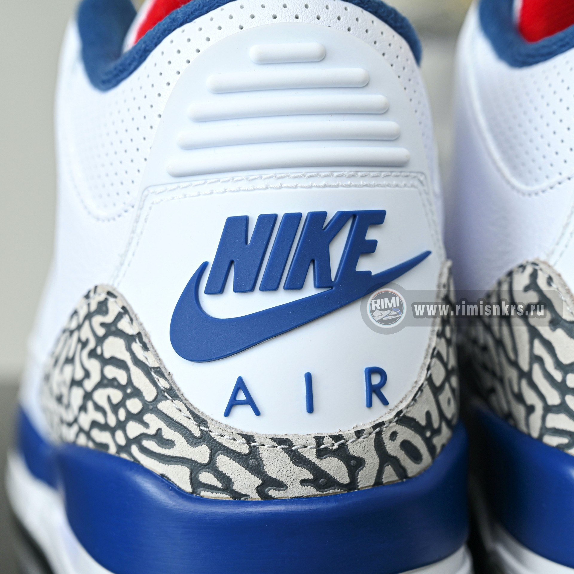 Air Jordan 3 True Blue
