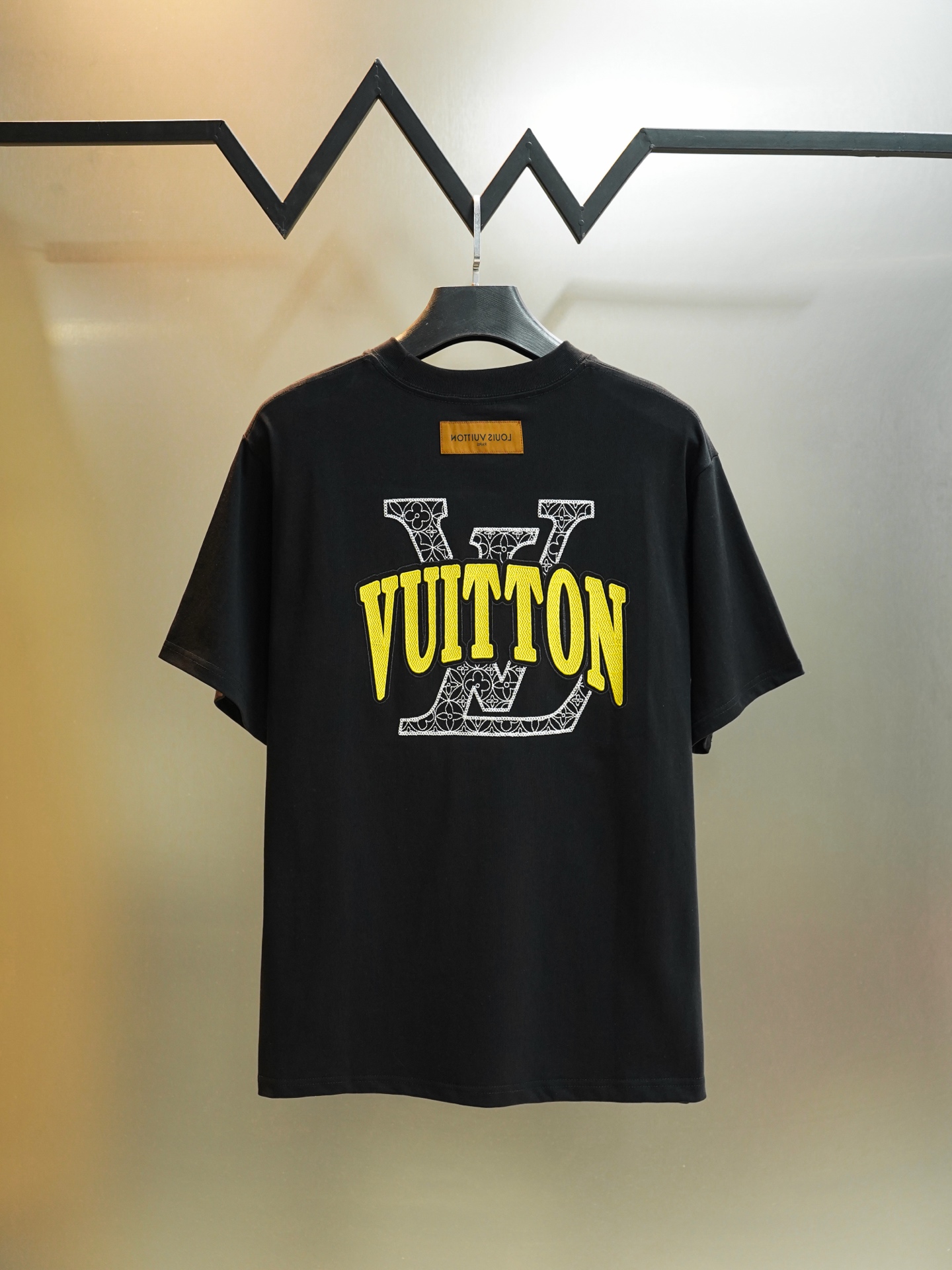 64_Louis Vuitton T-shirt