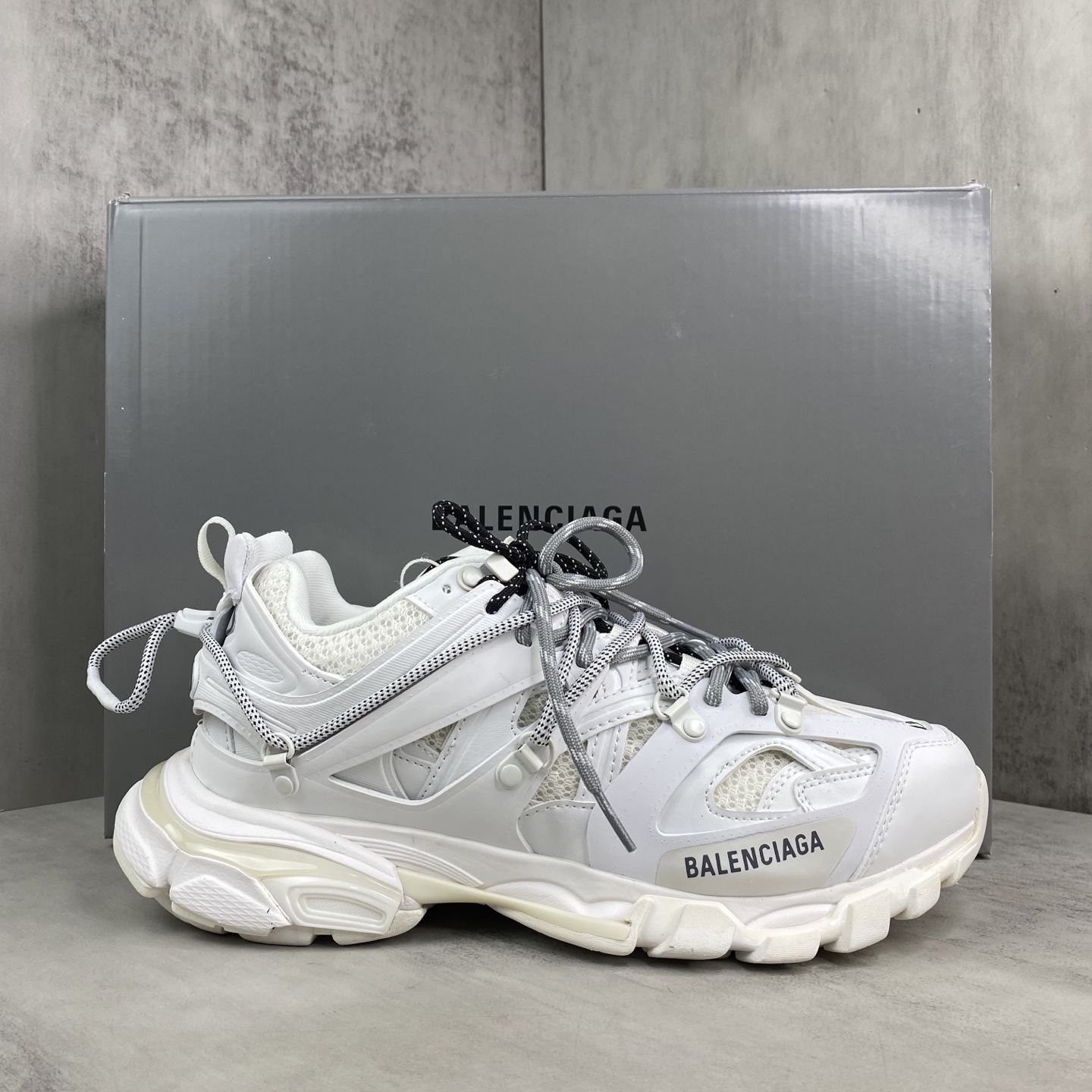 2_Balenciaga Shoes