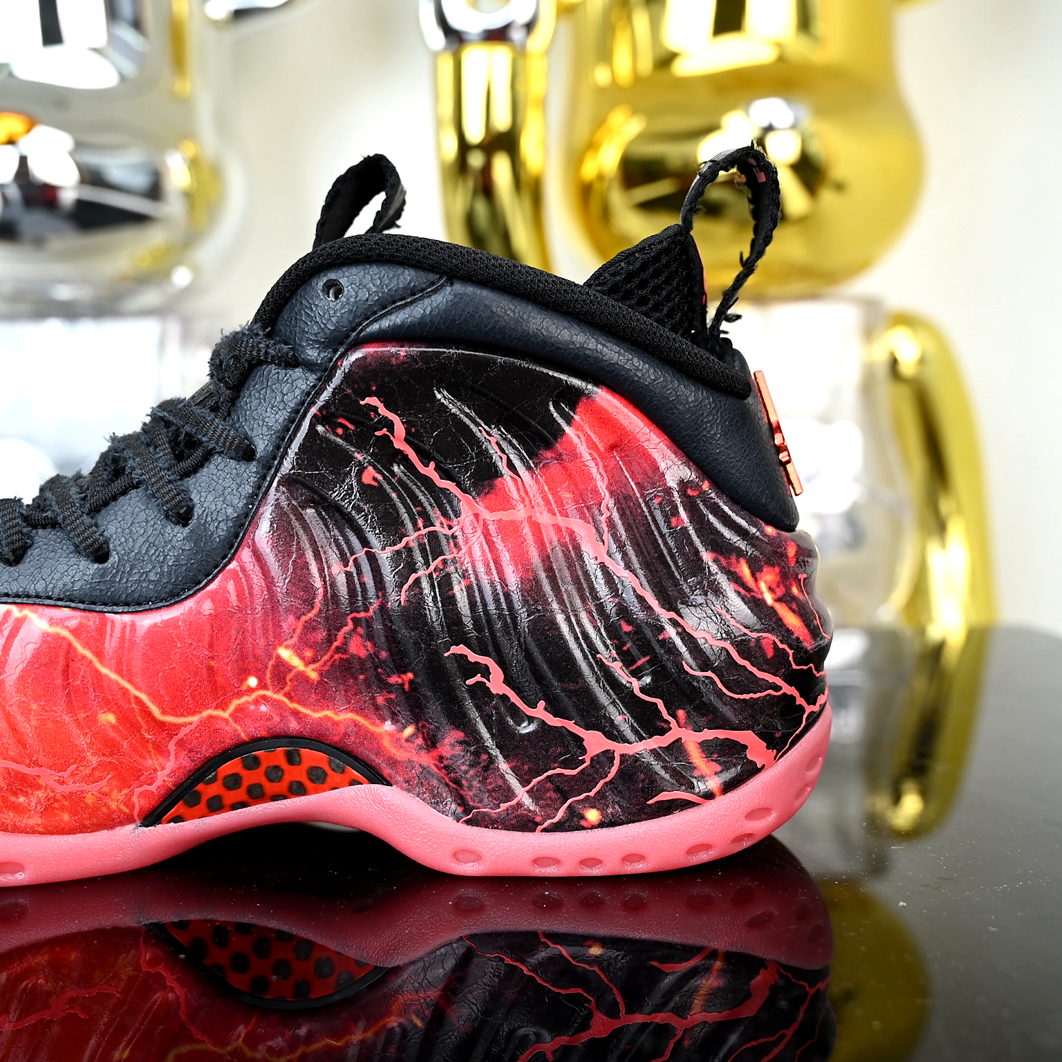 Nike Air Foamposite One Premium x Stranger Things Mind Flayer IR7336-001