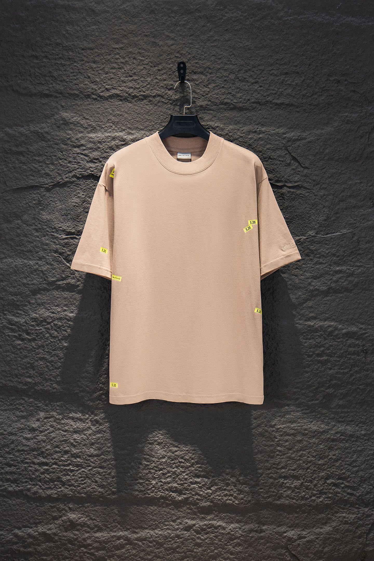24_Balenciaga T-shirt