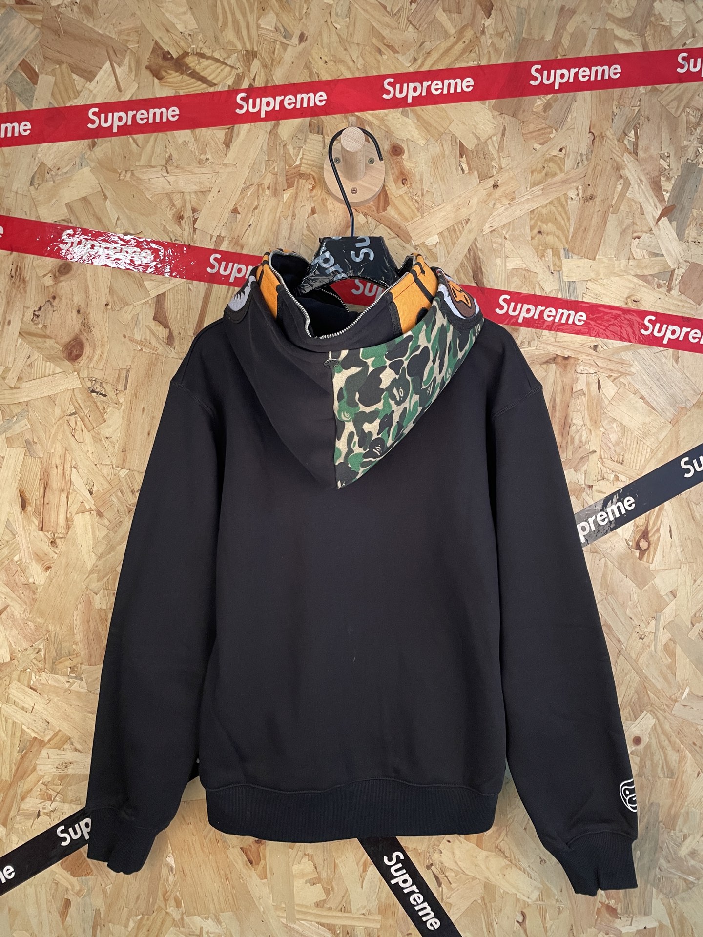 71_Bape Hoodie