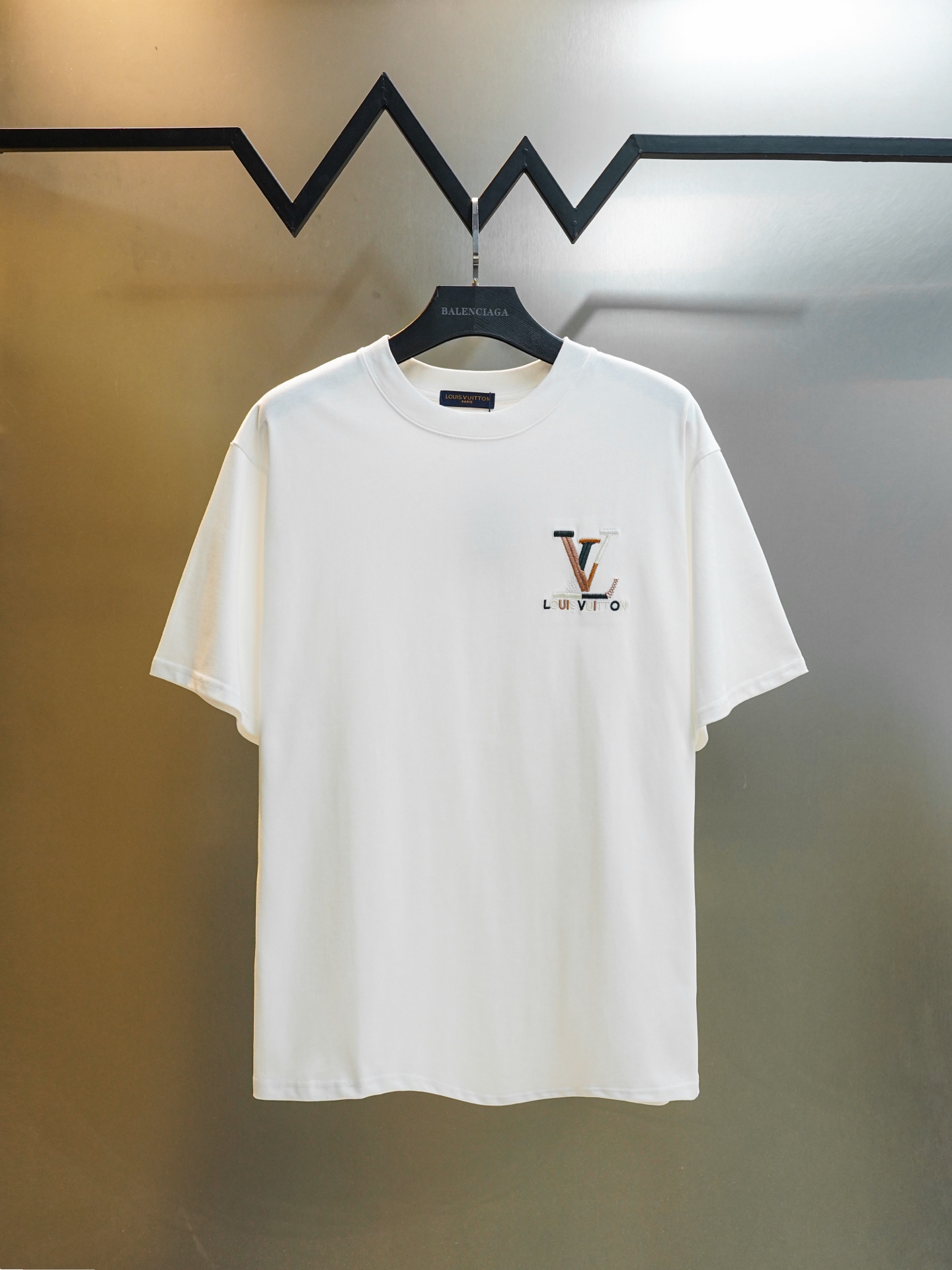 57_Louis Vuitton T-shirt