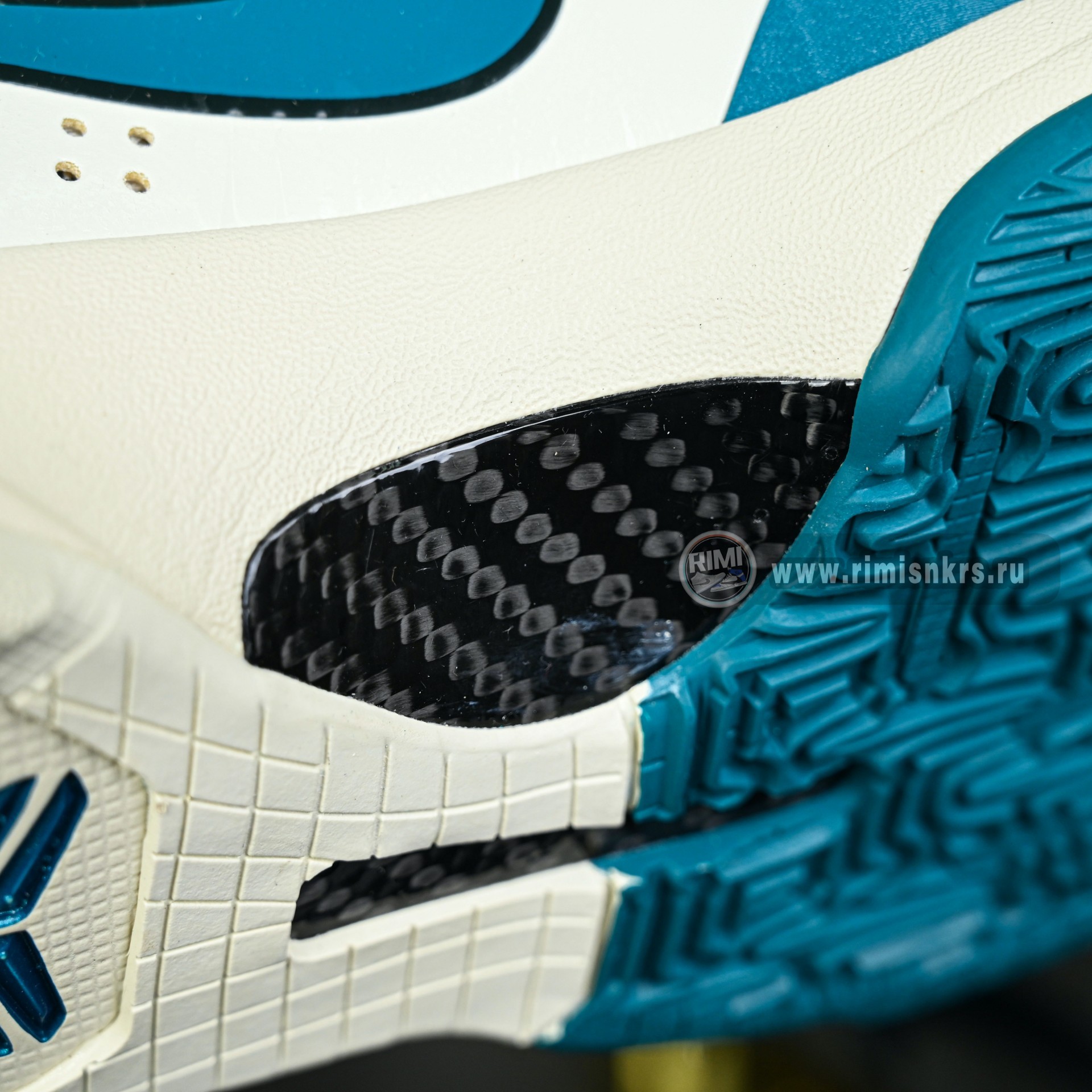 Nike Zoom Kobe 5 Caitlin Clark Protro PE  IZ1852-100