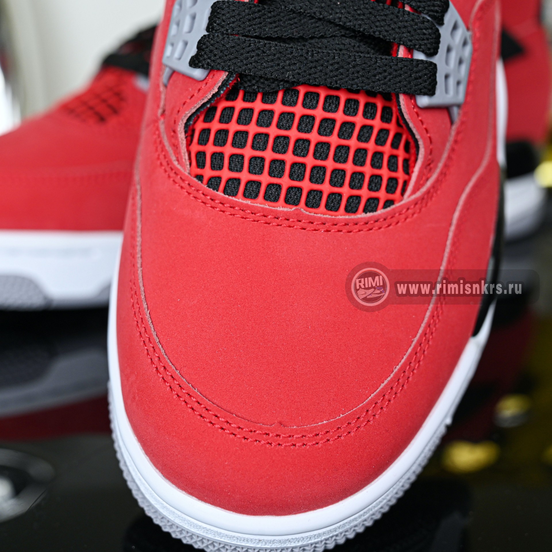 Air Jordan 4 