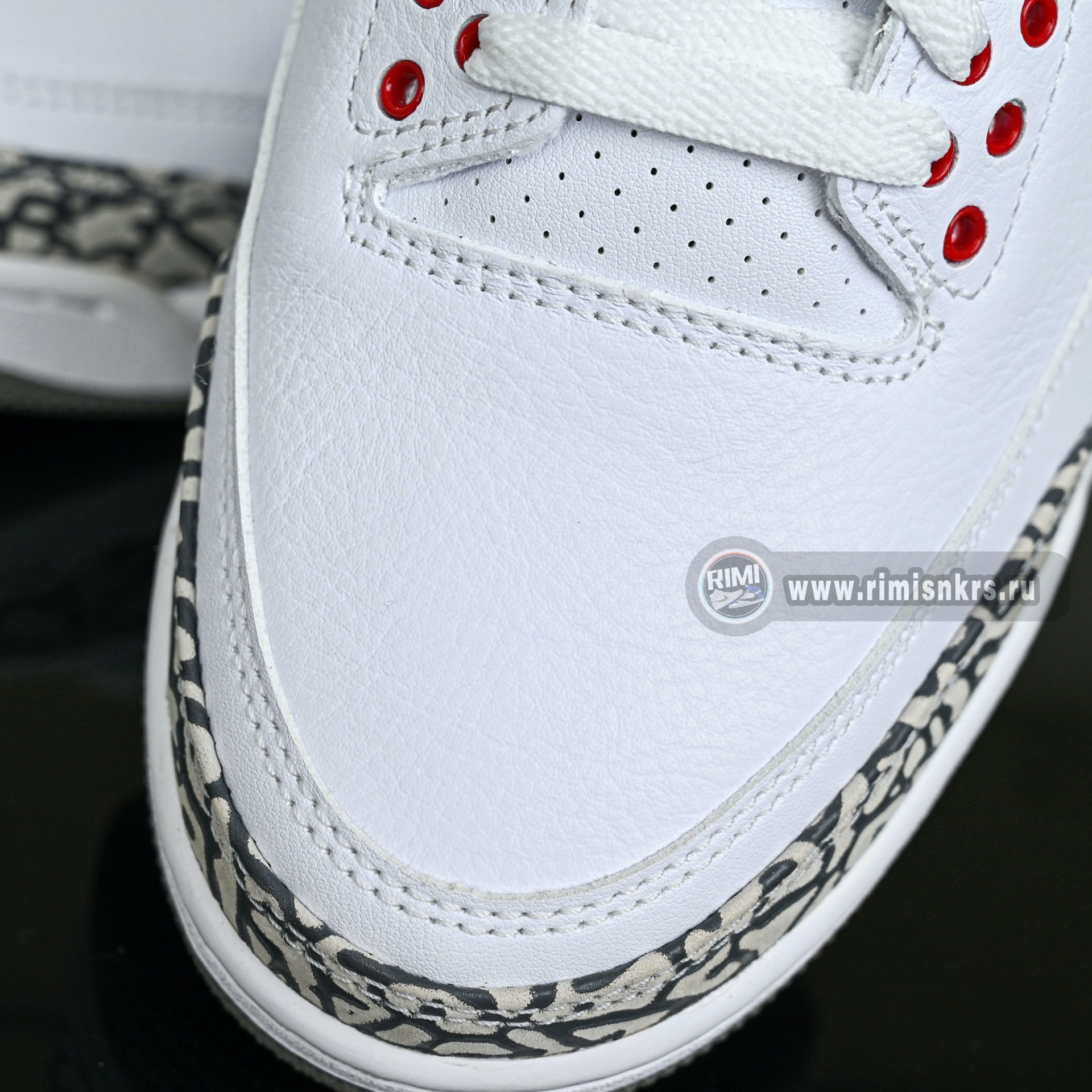 Air Jordan 3 True Blue