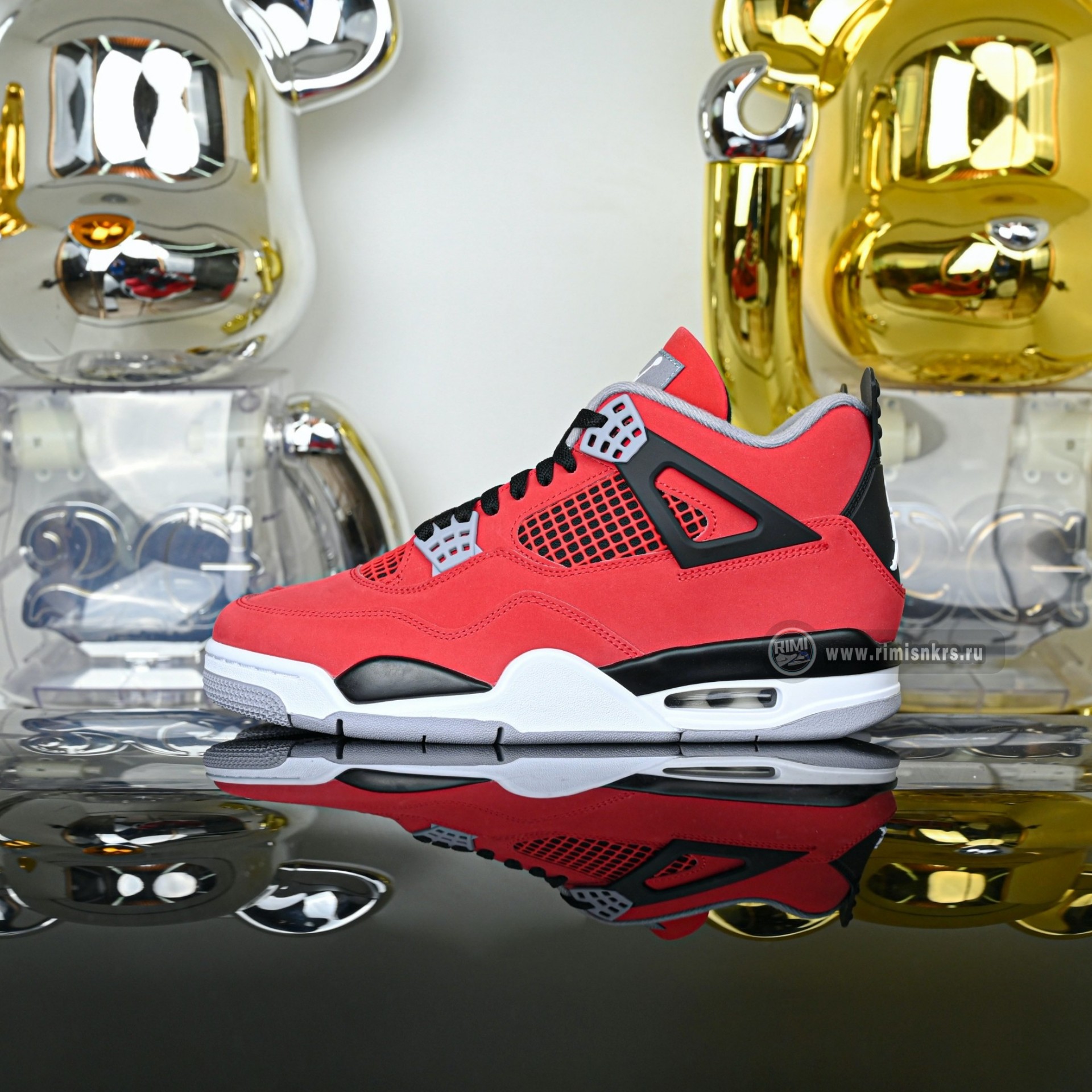 Air Jordan 4 