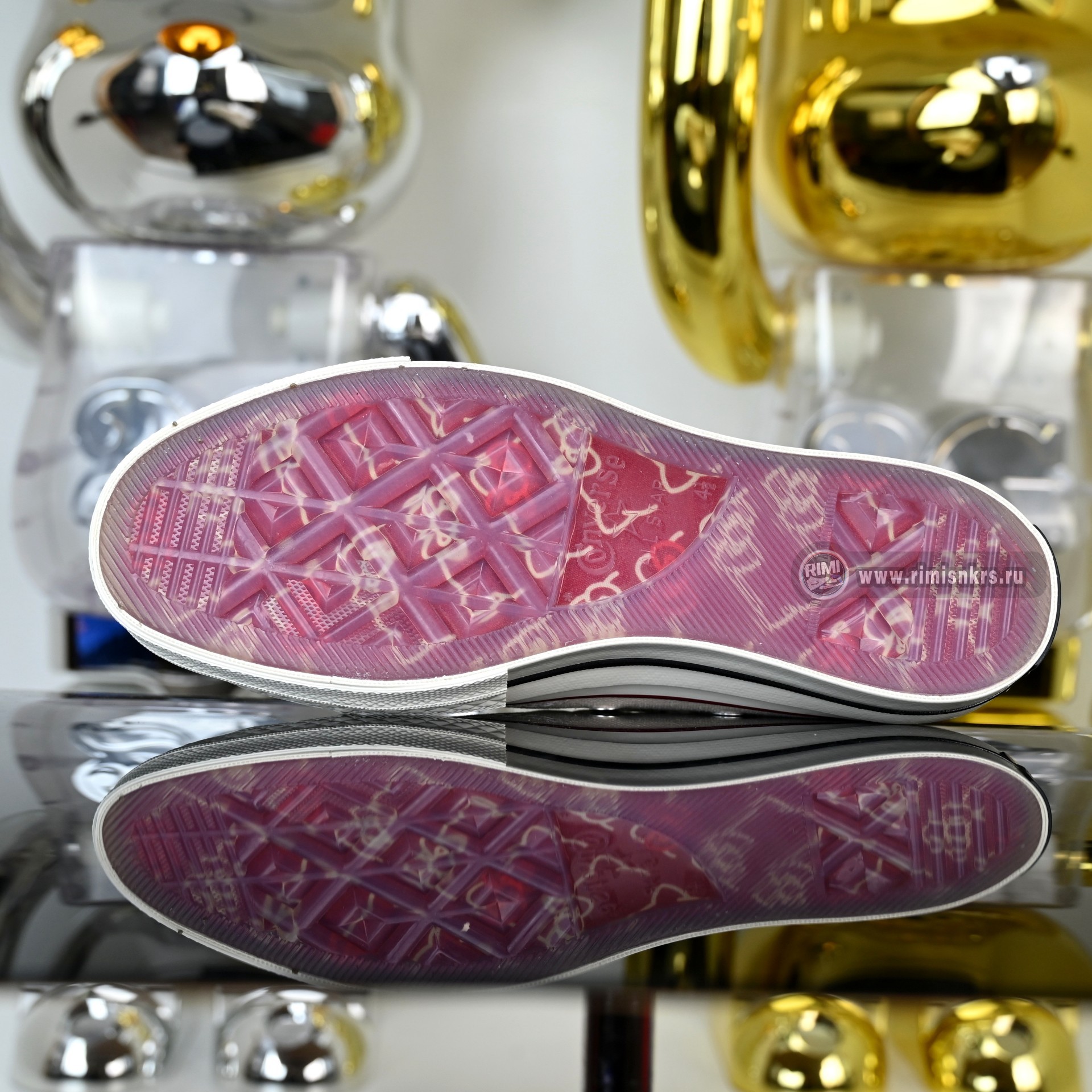 Converse xHello Kitty x Swarovski Chuck 70  A17695C