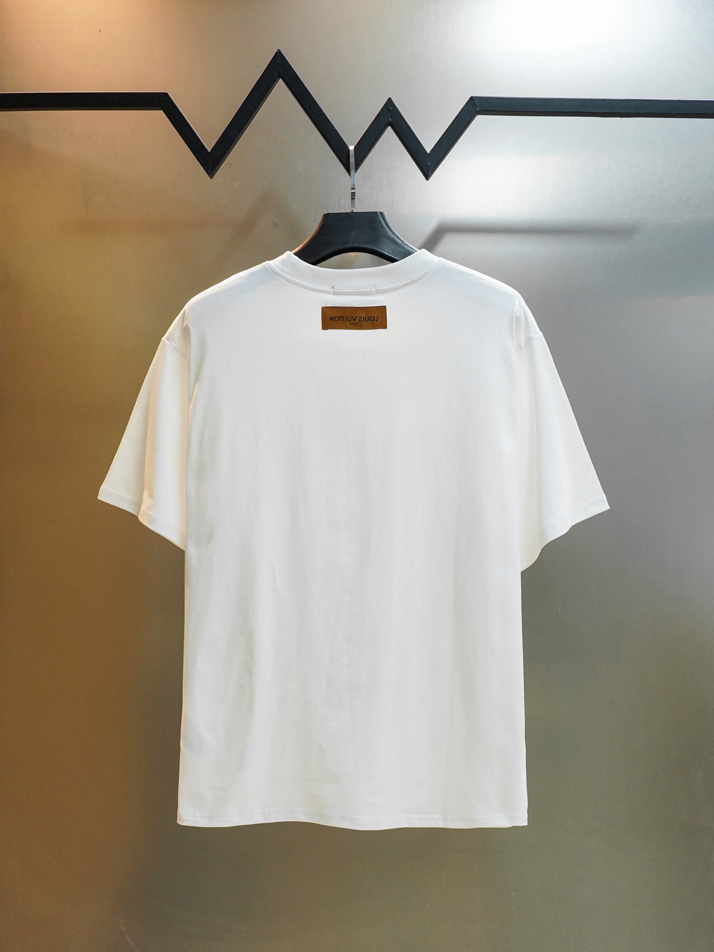 57_Louis Vuitton T-shirt