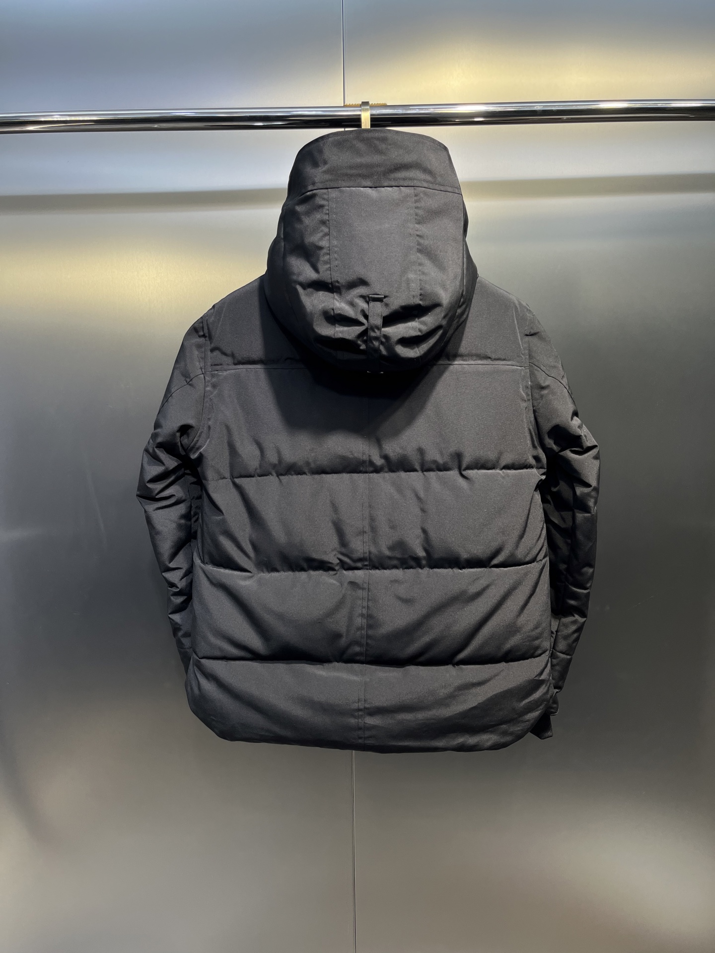 30_Canada Goose Down Jacket