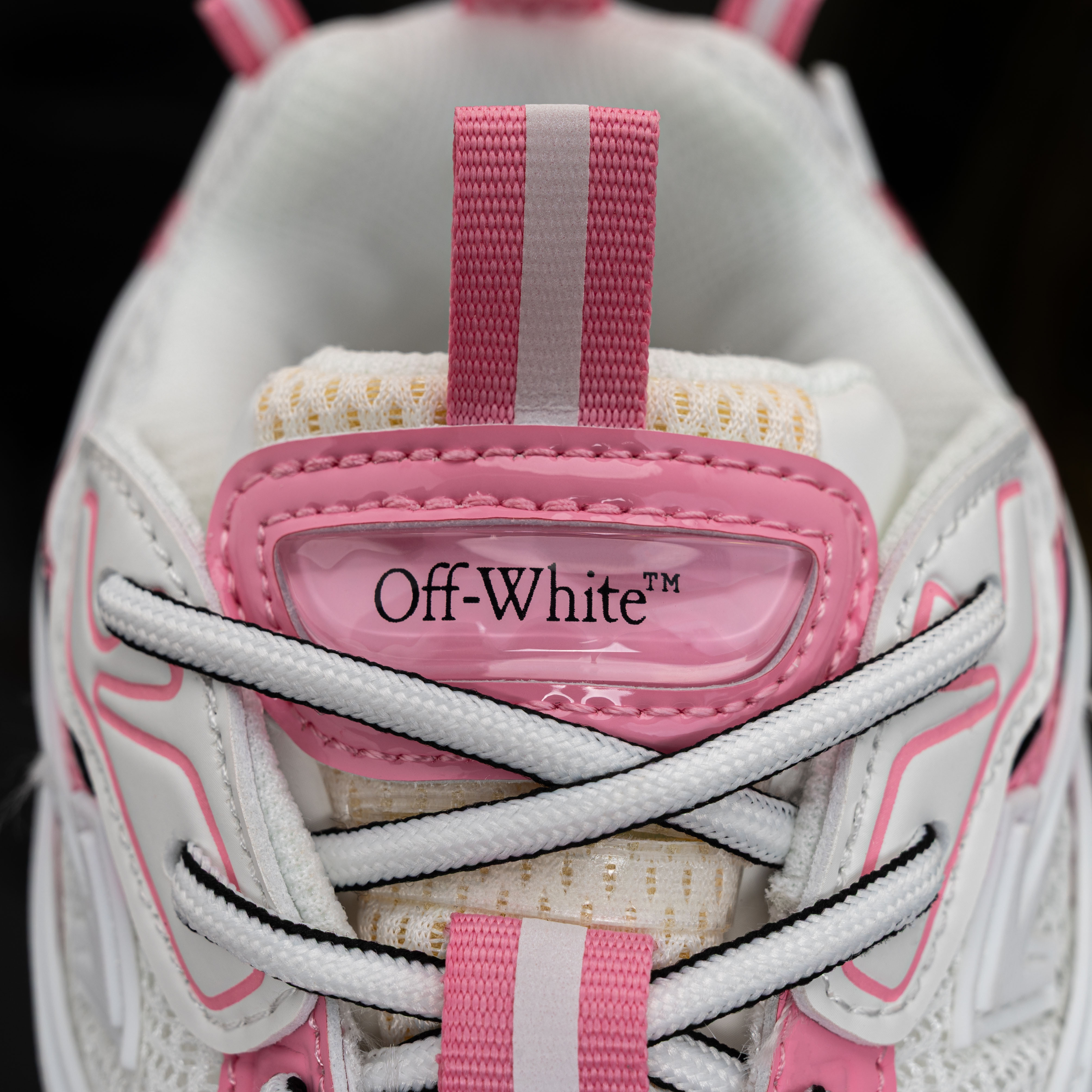 Off-White Be Right Back White Pink OWIA289S26FAB001013C