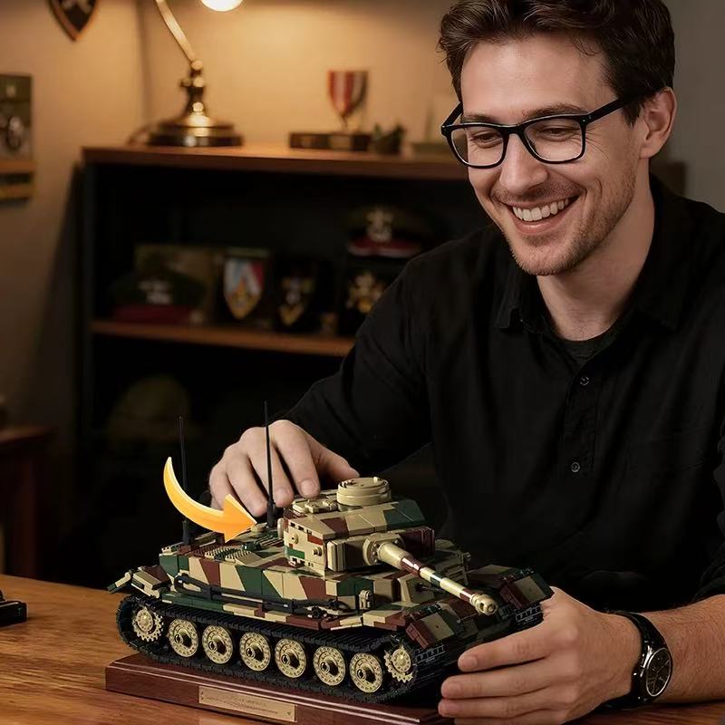 12GO 97029 World War II German Porsche Tiger tank (P) - YWOBB