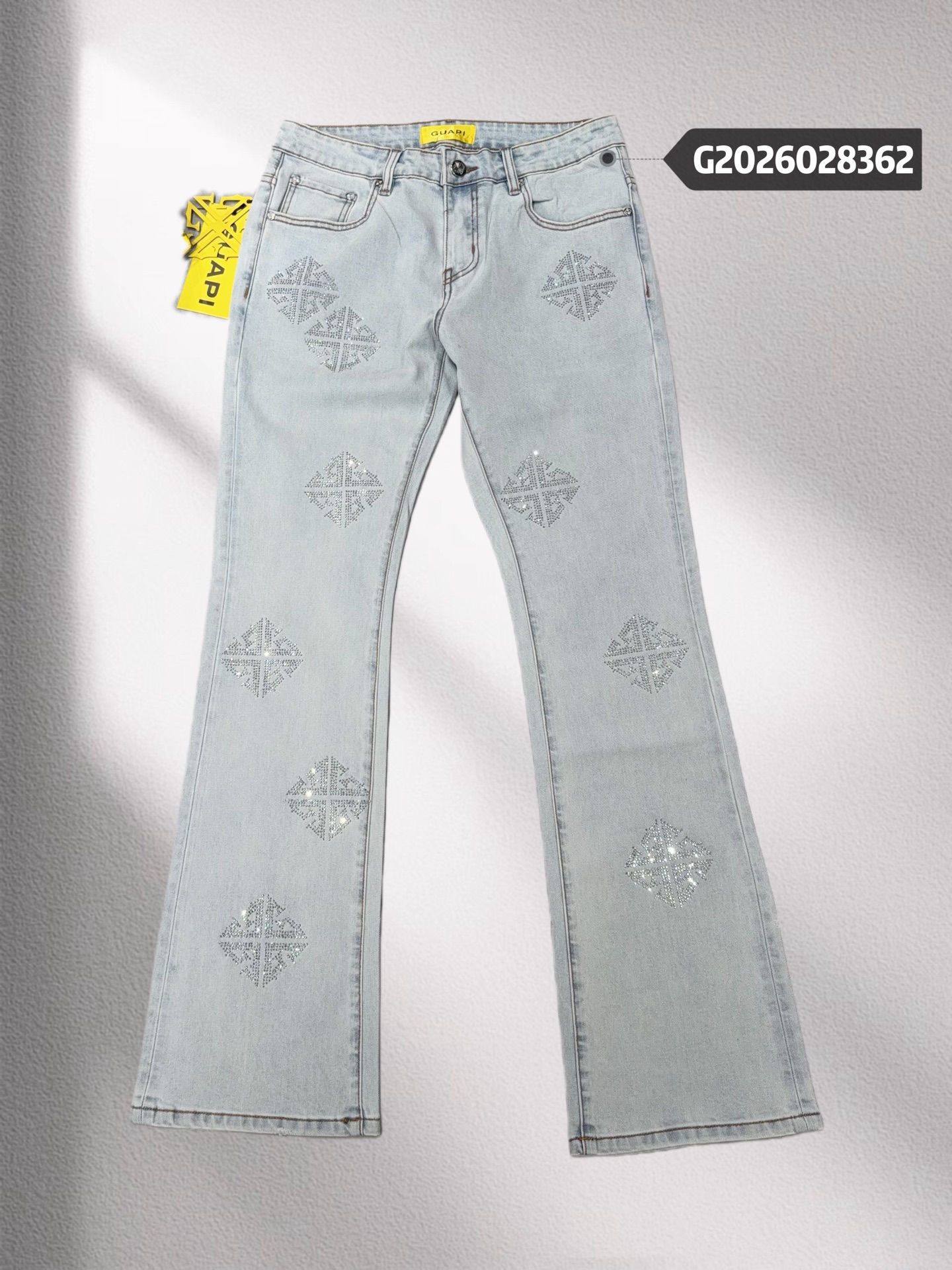 108_Guapi  Jeans