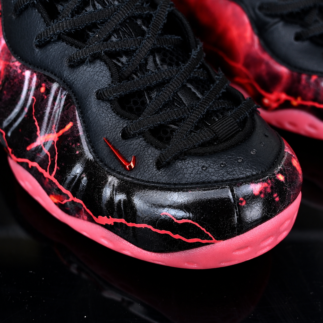Nike Air Foamposite One Premium x Stranger Things Mind Flayer IR7336-001