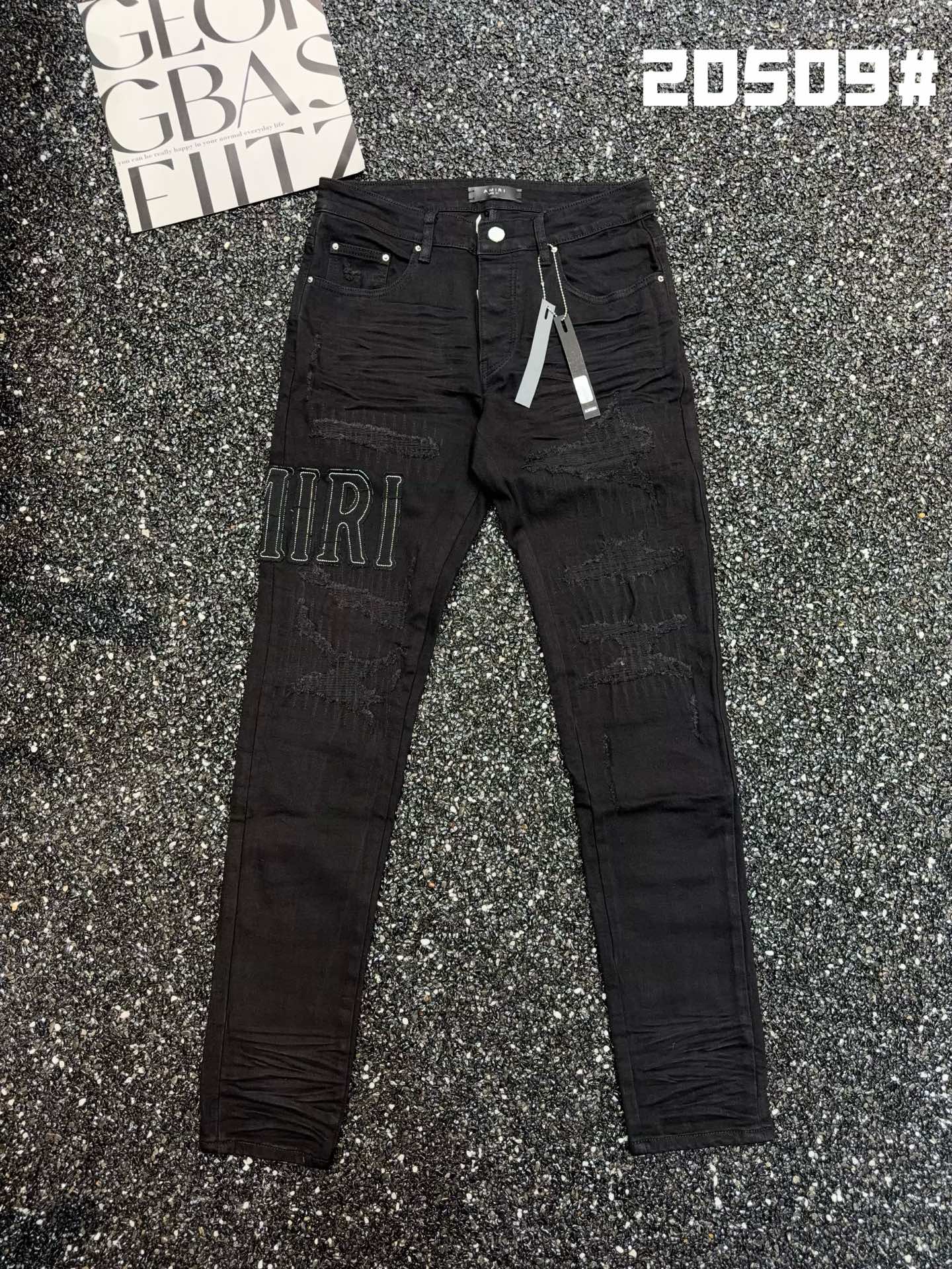 72_Amiri Jeans