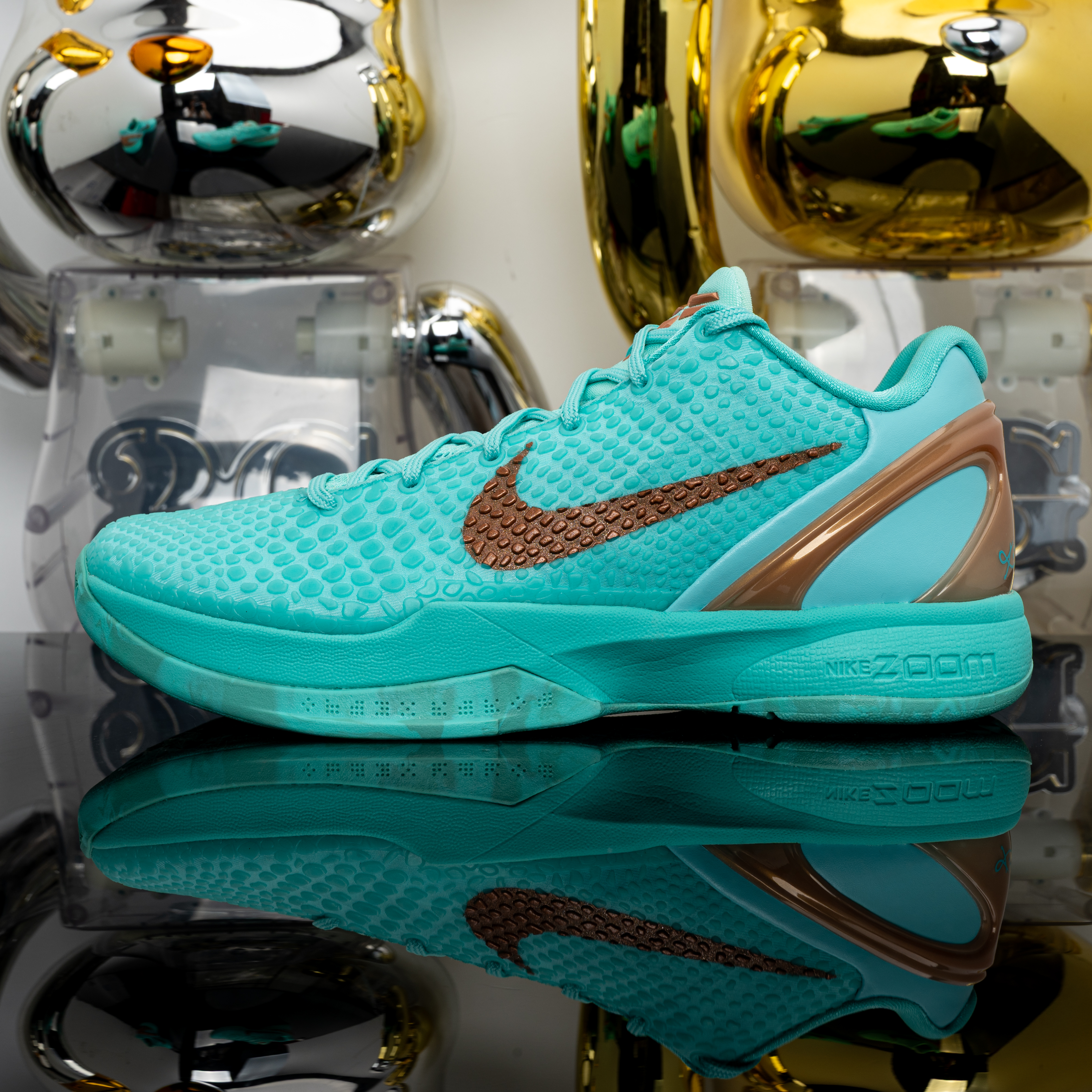 Jalen Brunson x Nike Zoom Kobe 6 Protro Statue of Liberty PE  IQ5774-300