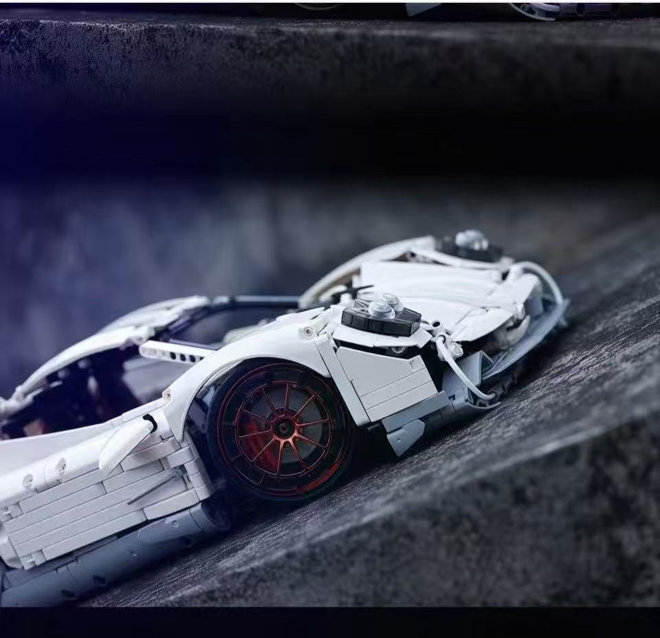 KBOX 10549 1/8 Pagani Utopia UV Version - YWOBB