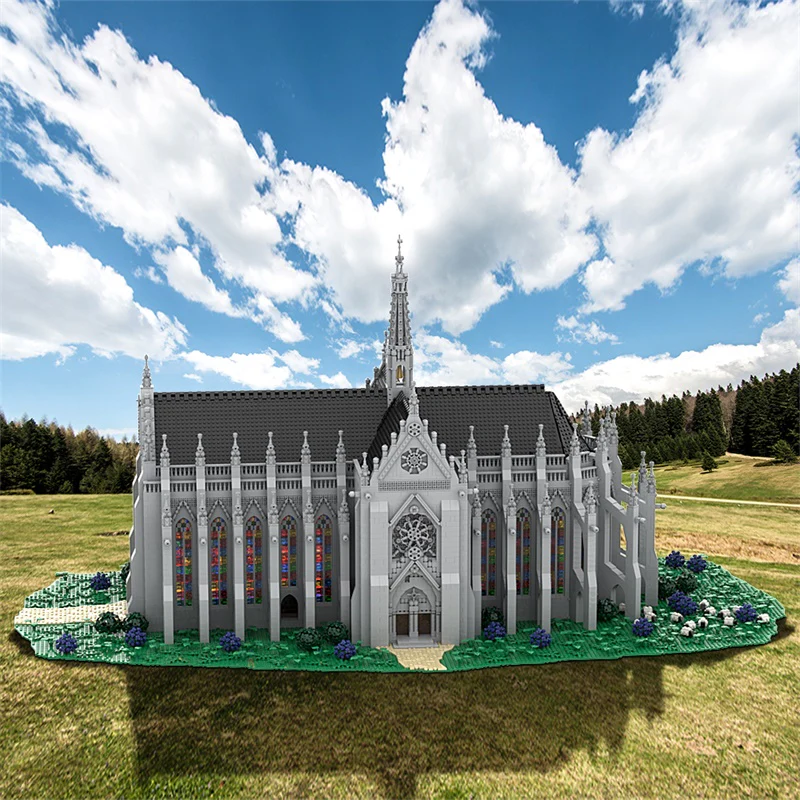 GOBRICKS MOC A1260 Cathedral of Saint Remigius - YWOBB