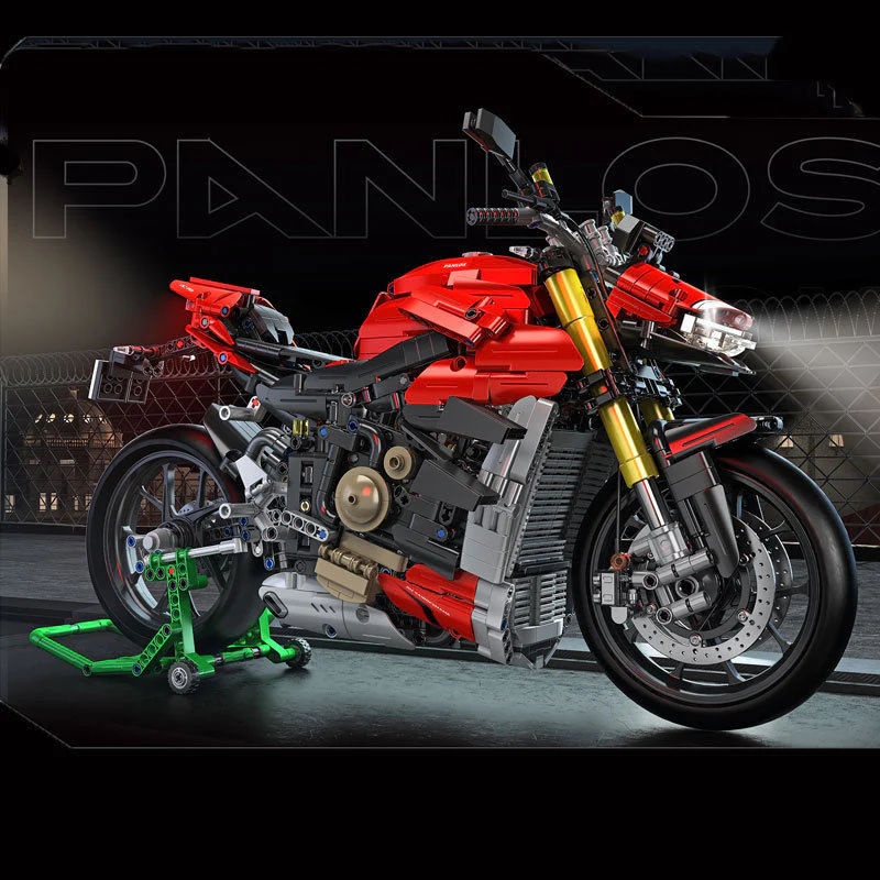 PANLOS 672105 1:5 Ducati Superleggera V4 - YWOBB
