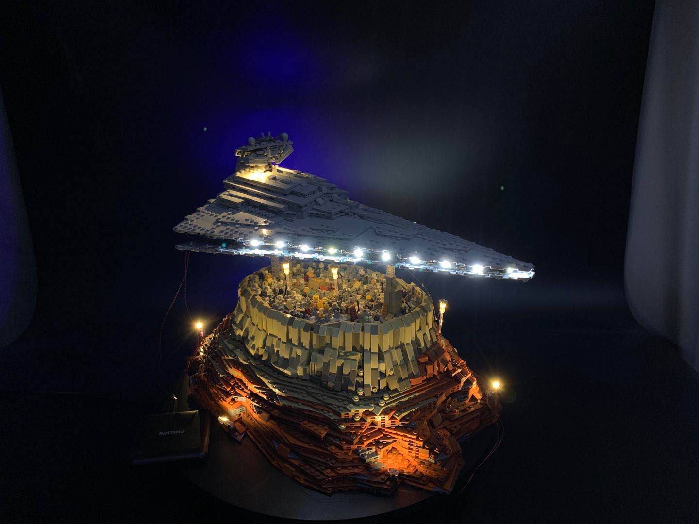 Mould King 21007 The Empire over Jedha City - YWOBB