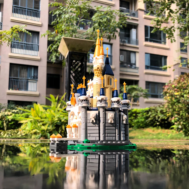 SY 6584 8 IN 1 Disney Castle Princes - YWOBB