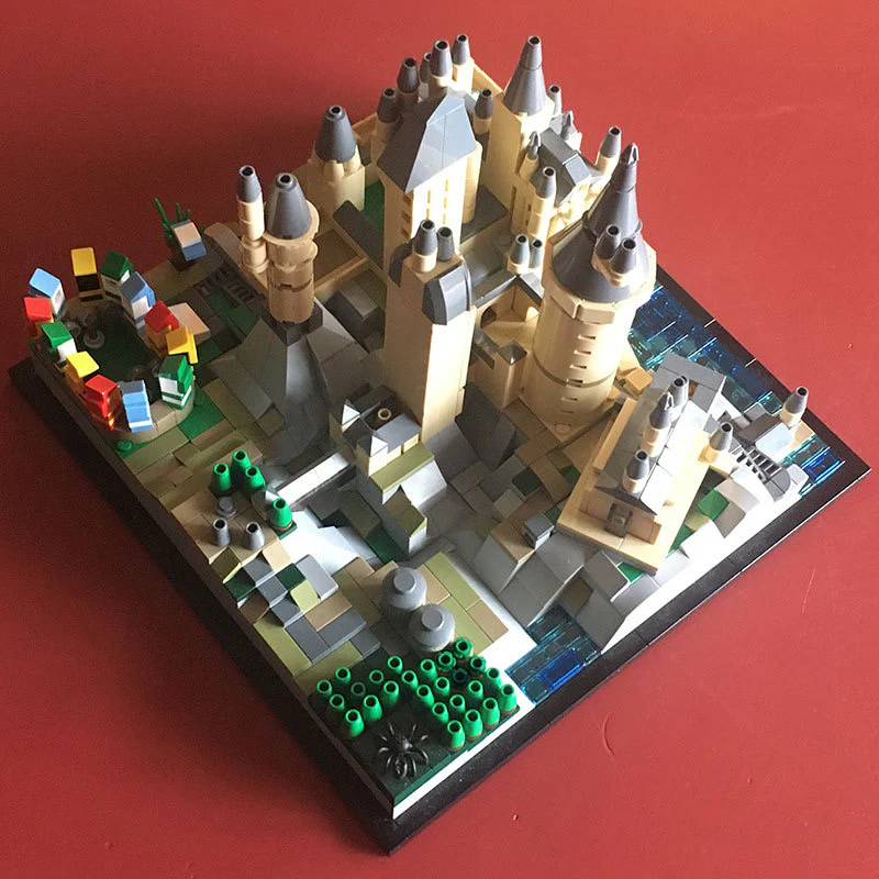 MOC 25280 Hօgwarts Castle Architecture - YWOBB