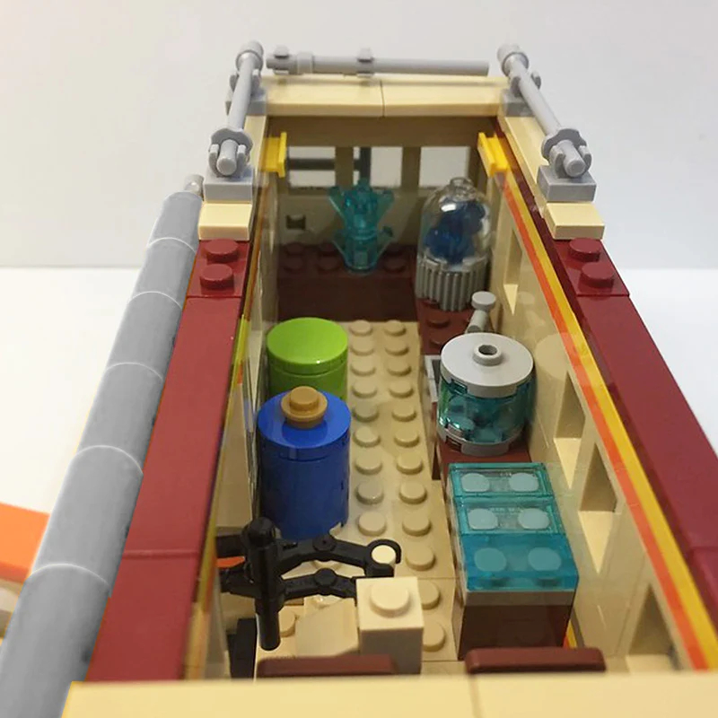 MOC 17836 Breaking Bad RV - The Krystal Ship - YWOBB