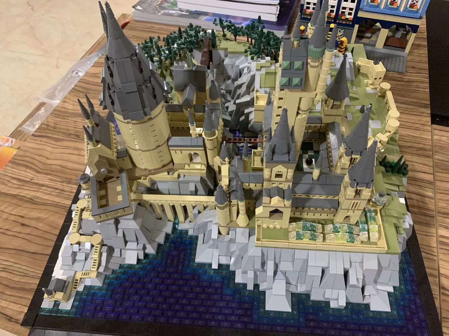 Mould King 22004 Magic Castle - YWOBB