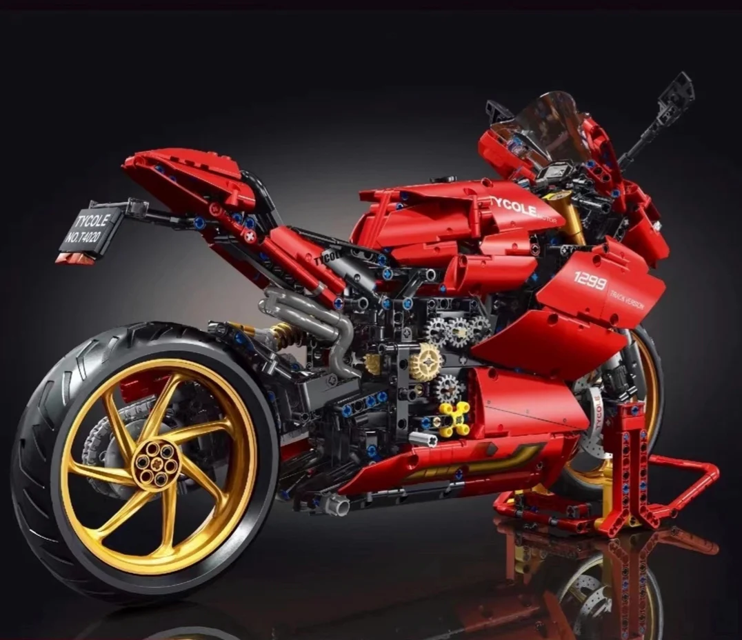 TGL T4020 Ducati 1:5 Motorcycle - YWOBB