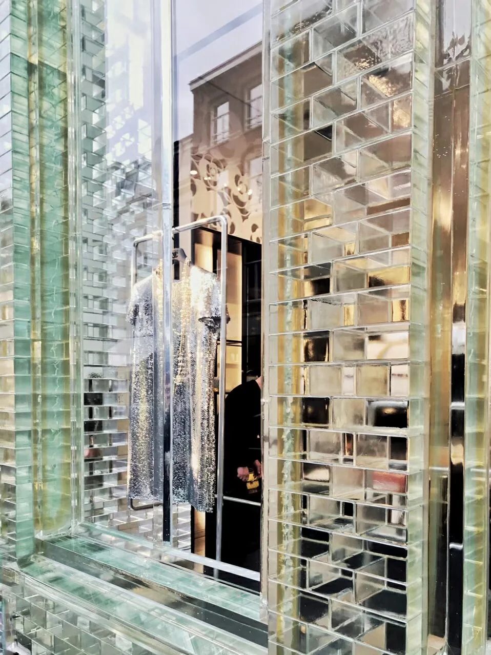 Mould King 16021 Chanel Crystal House with LED lights - YWOBB
