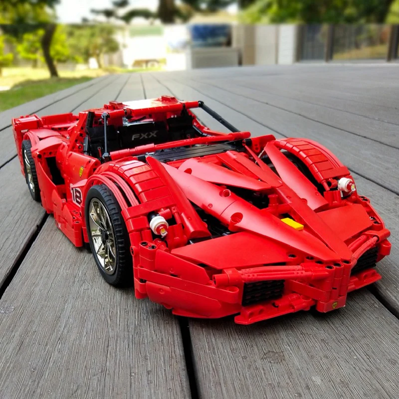 Mould King 13085 RC 1:8 FXX Sport Racing Car with LED light kits - YWOBB