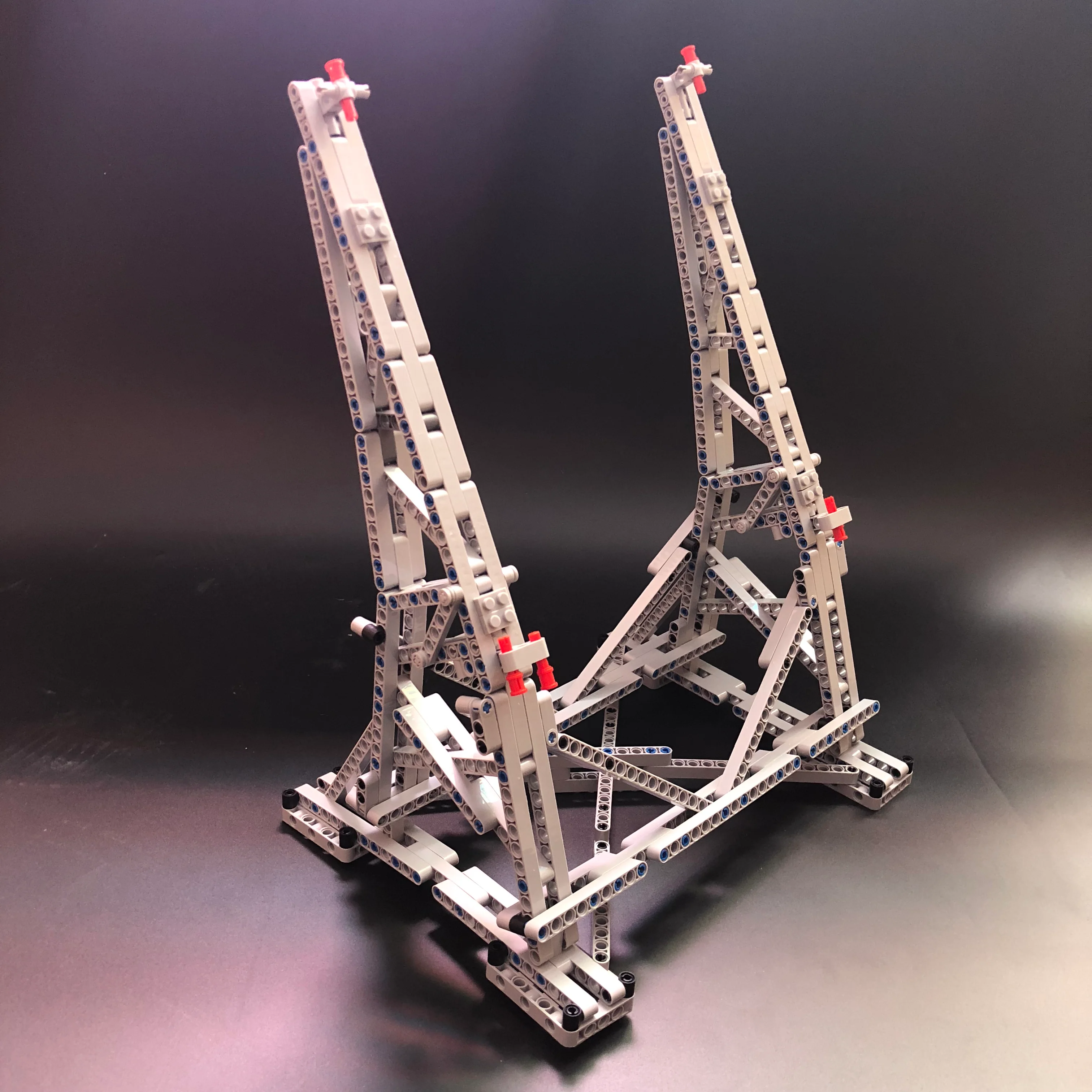 YOURBRICKS 30002 Efferman's Vertical Stand for Millennium Falcon 75192 MOC 10219 - YWOBB