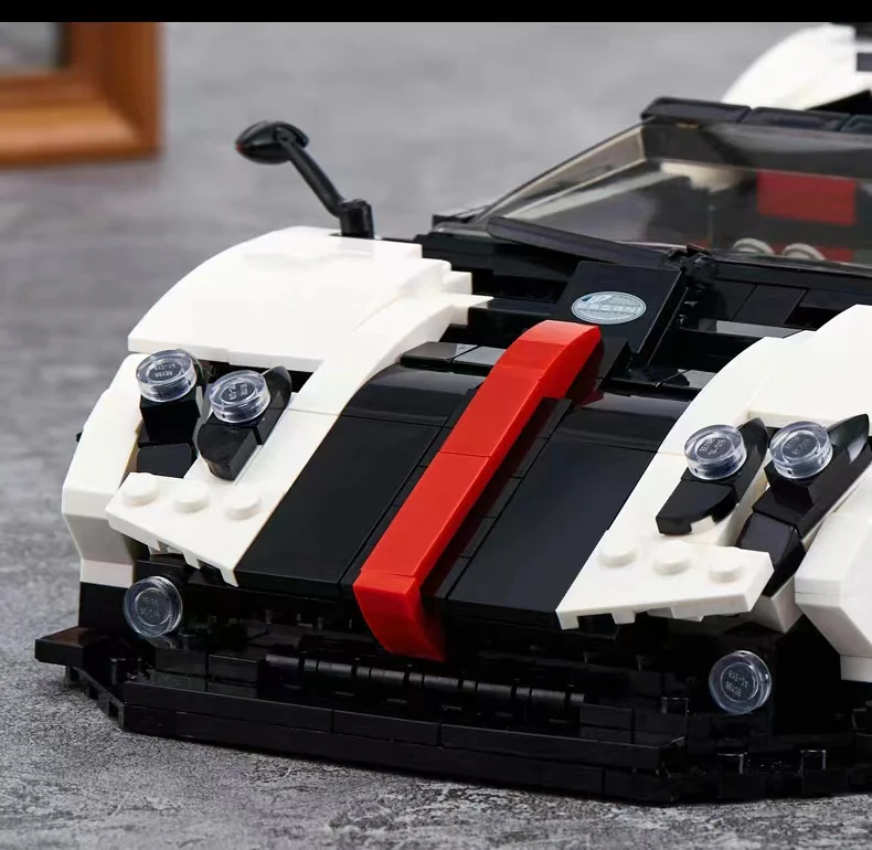RASTAR 98200 1:16 Pagani Zonda Cinque Roadster - YWOBB