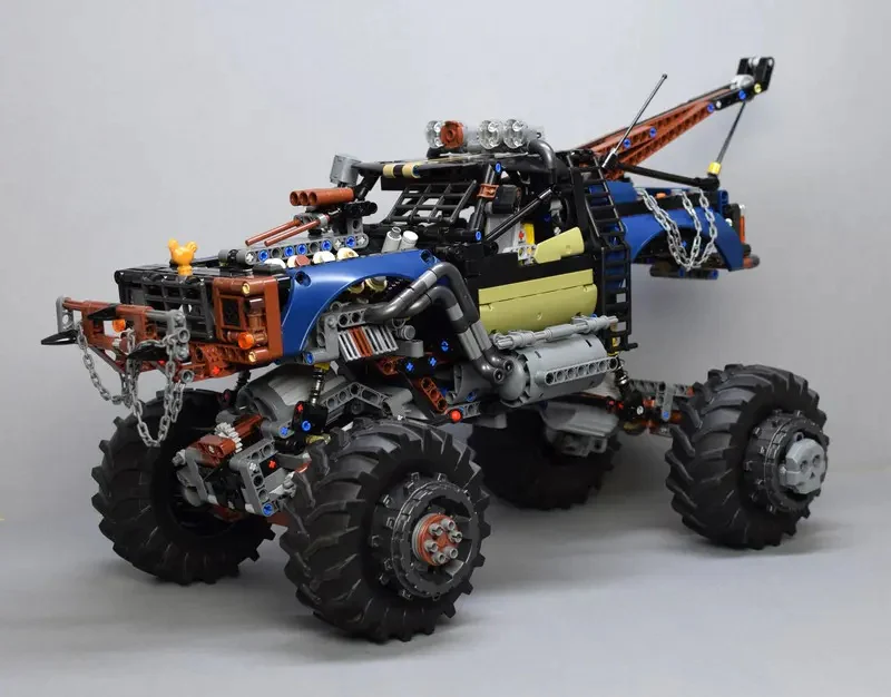 Mould King 18006 Rebel Tow Truck - YWOBB