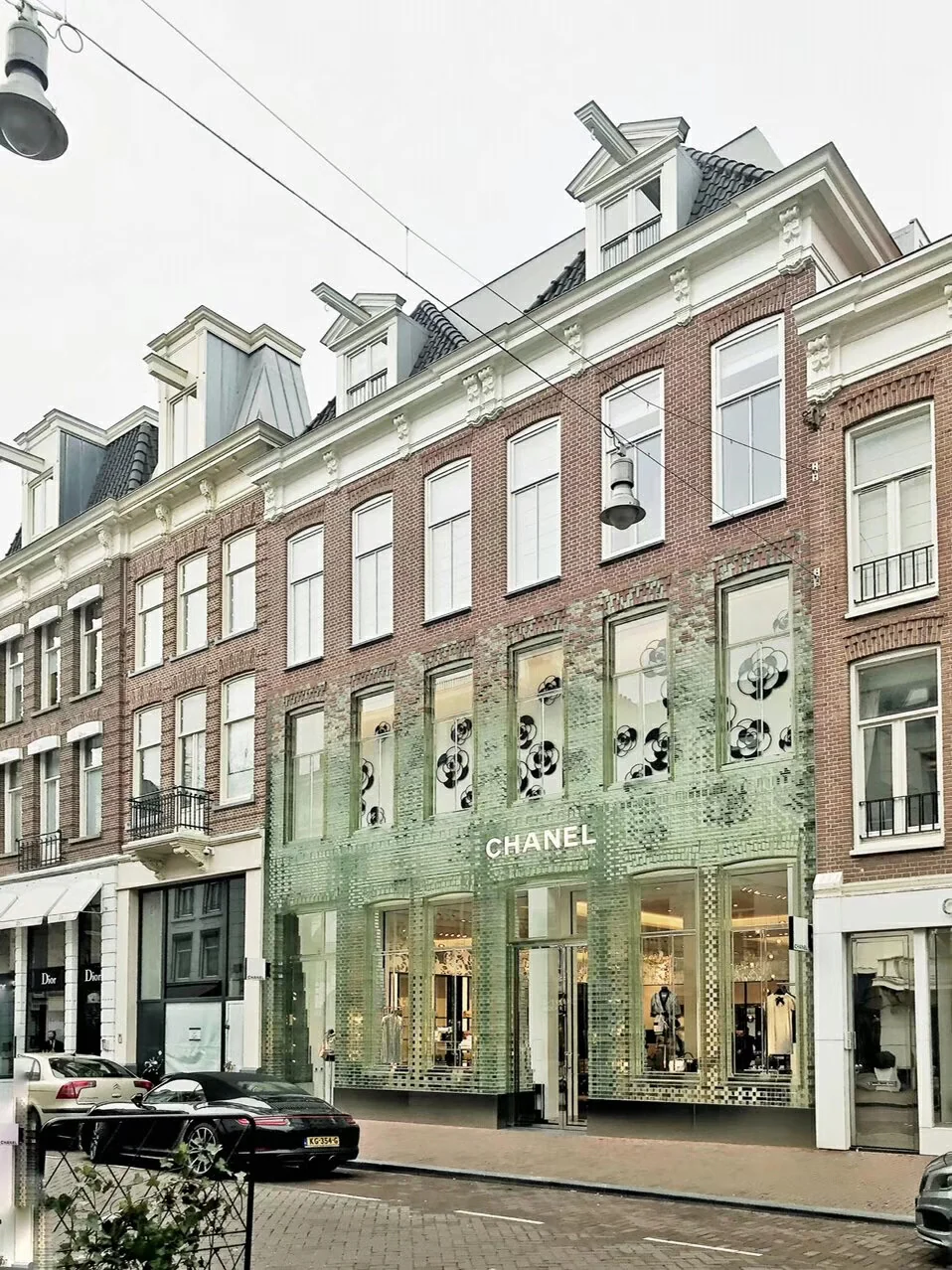 Mould King 16021 Chanel Crystal House with LED lights - YWOBB